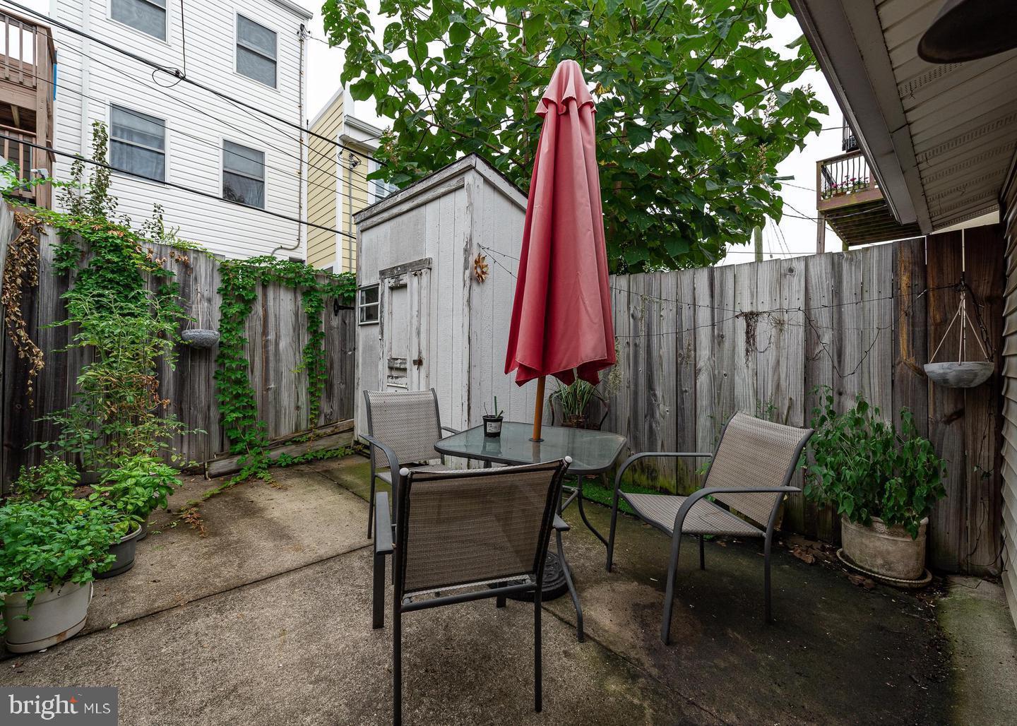 909 S Potomac STREET