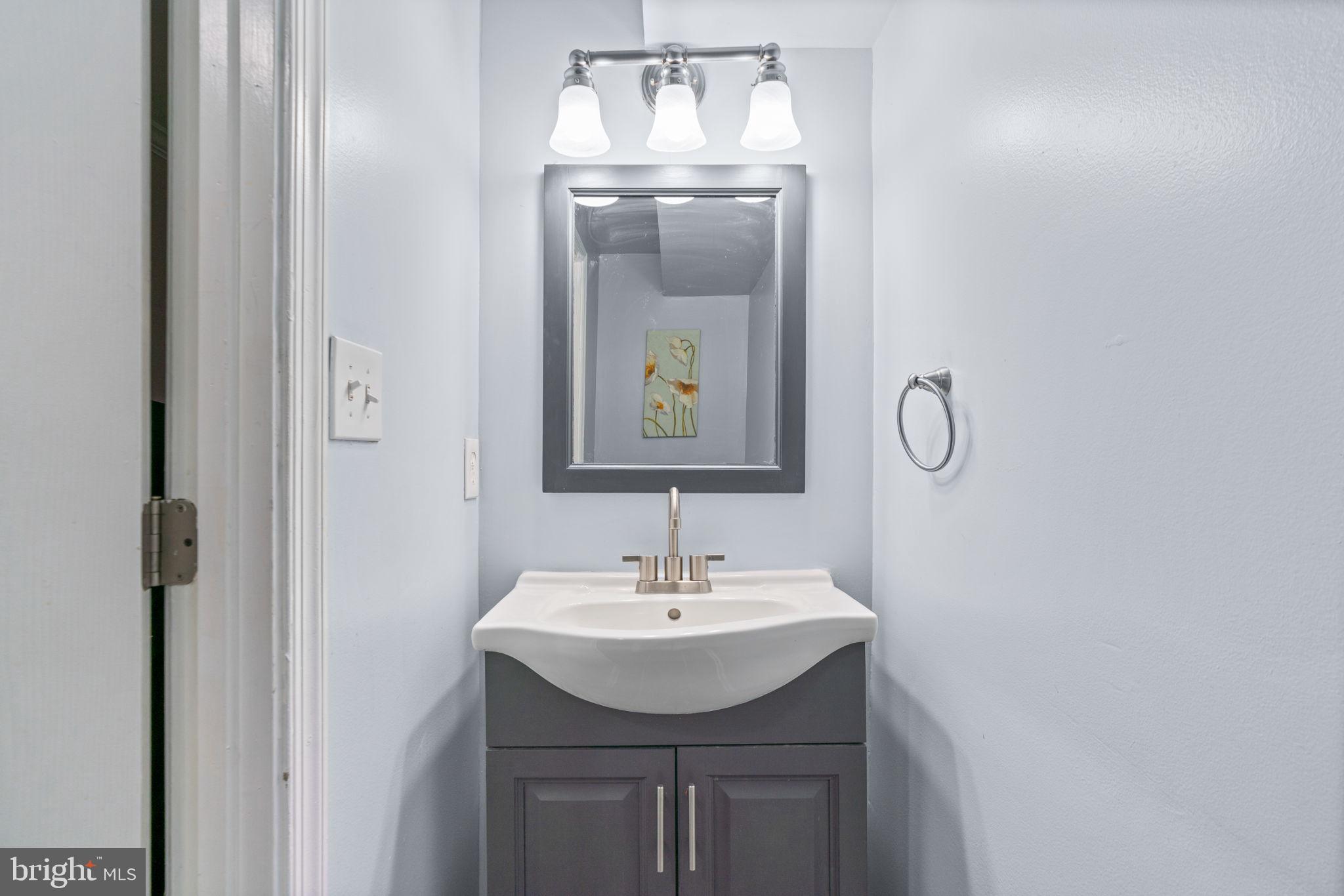 706 S Luzerne AVENUE