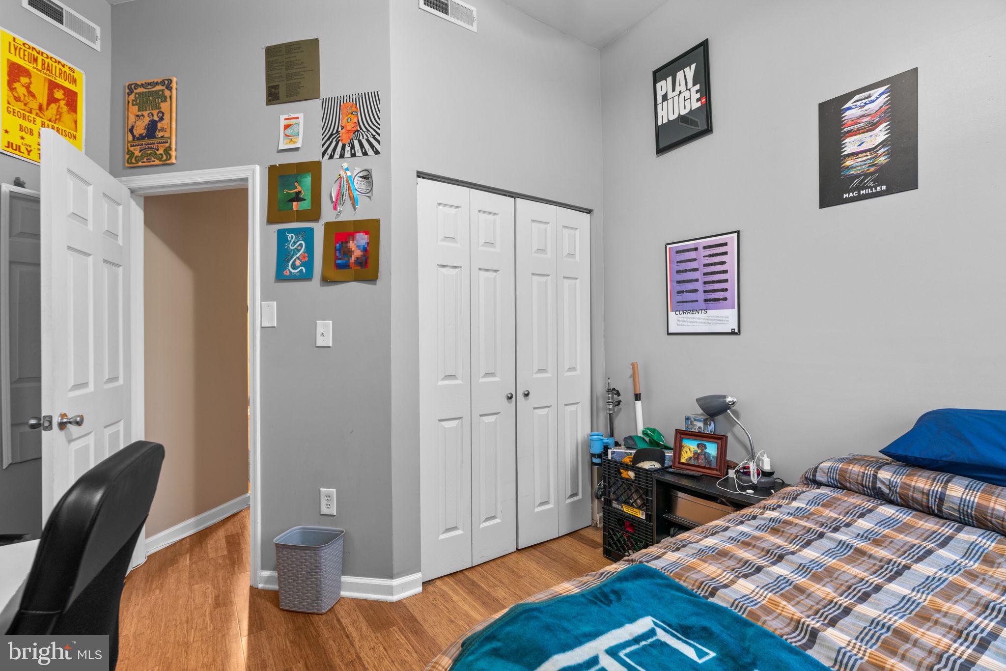 706 S Luzerne AVENUE