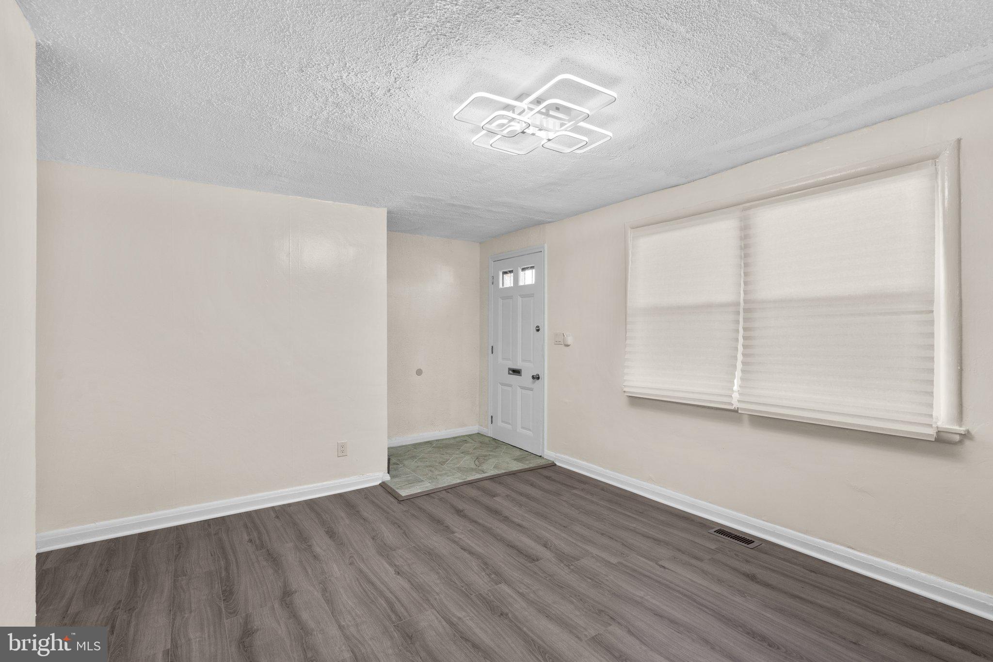 5032 Pembridge AVENUE