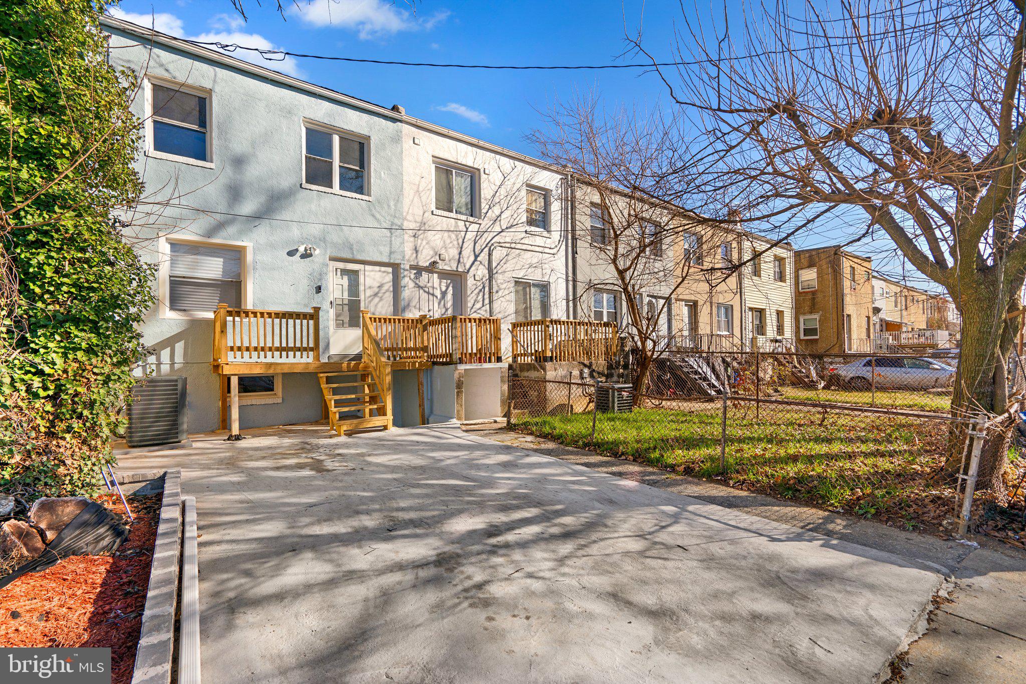 5032 Pembridge AVENUE