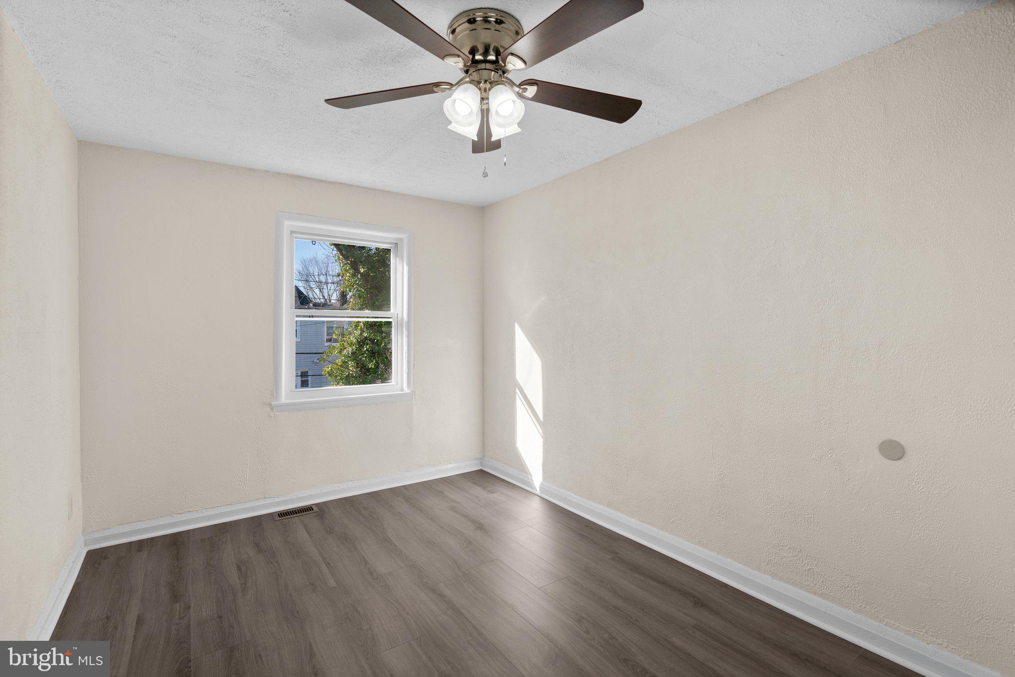 5032 Pembridge AVENUE