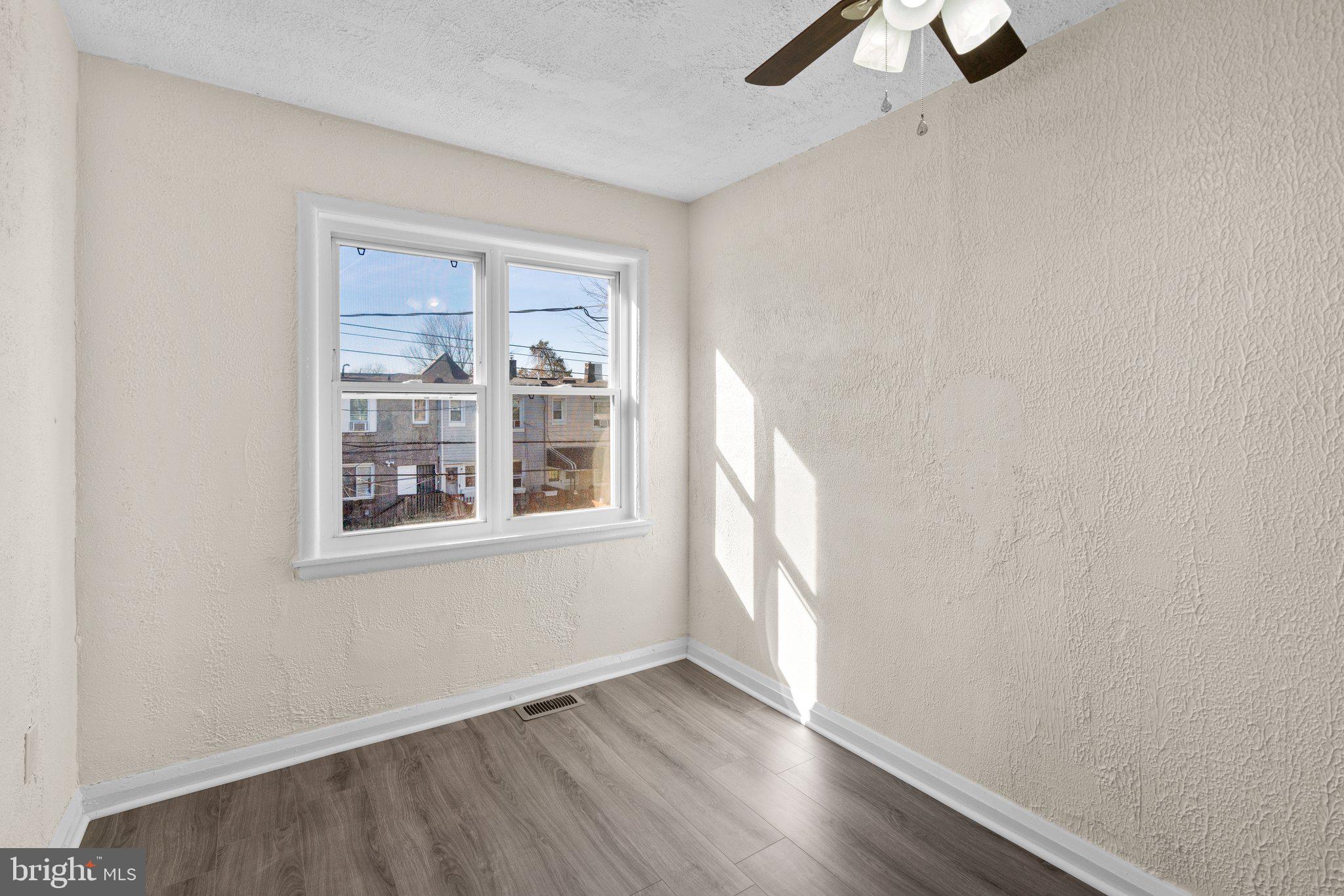 5032 Pembridge AVENUE