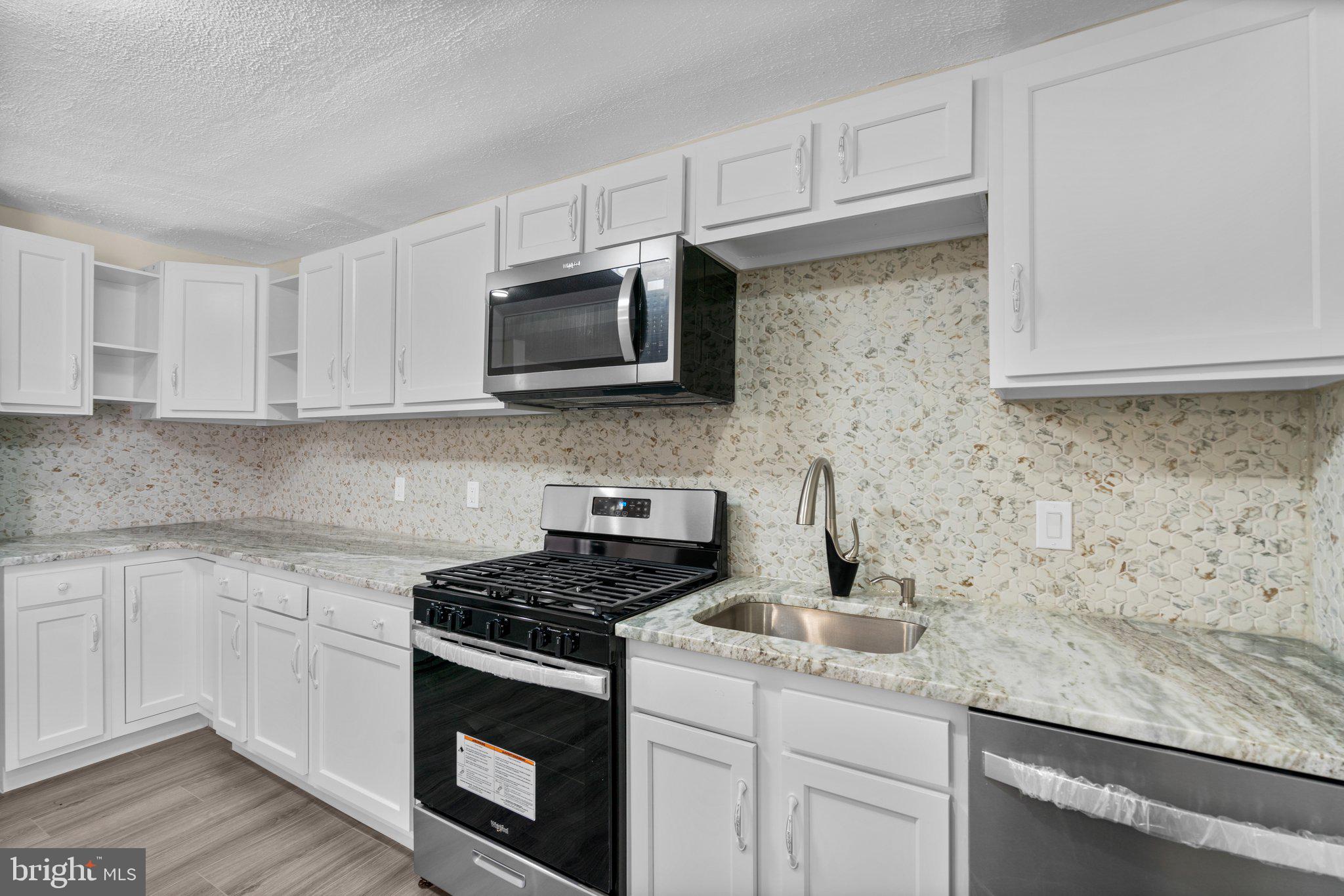 5032 Pembridge AVENUE