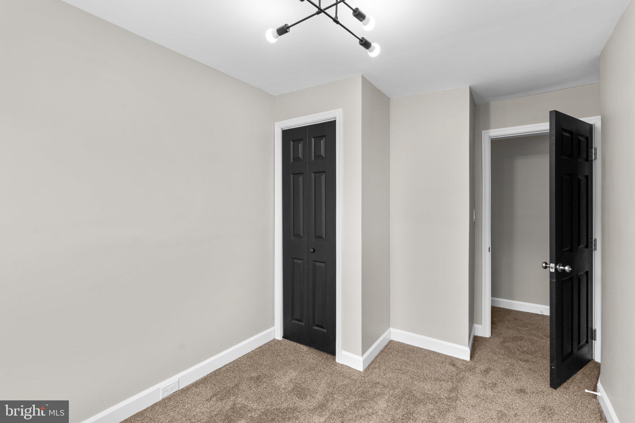 3004 Grantley AVENUE