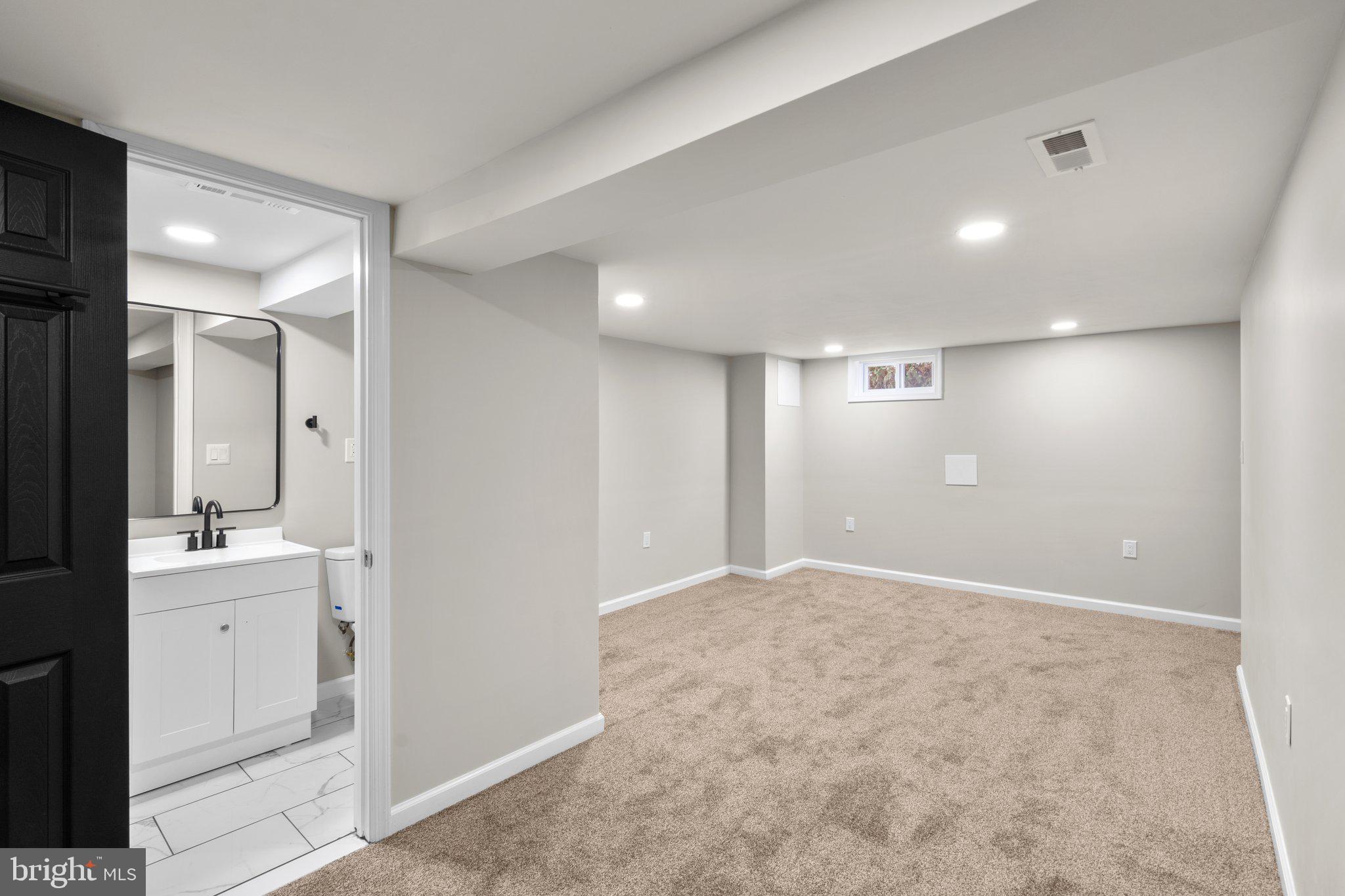 3004 Grantley AVENUE