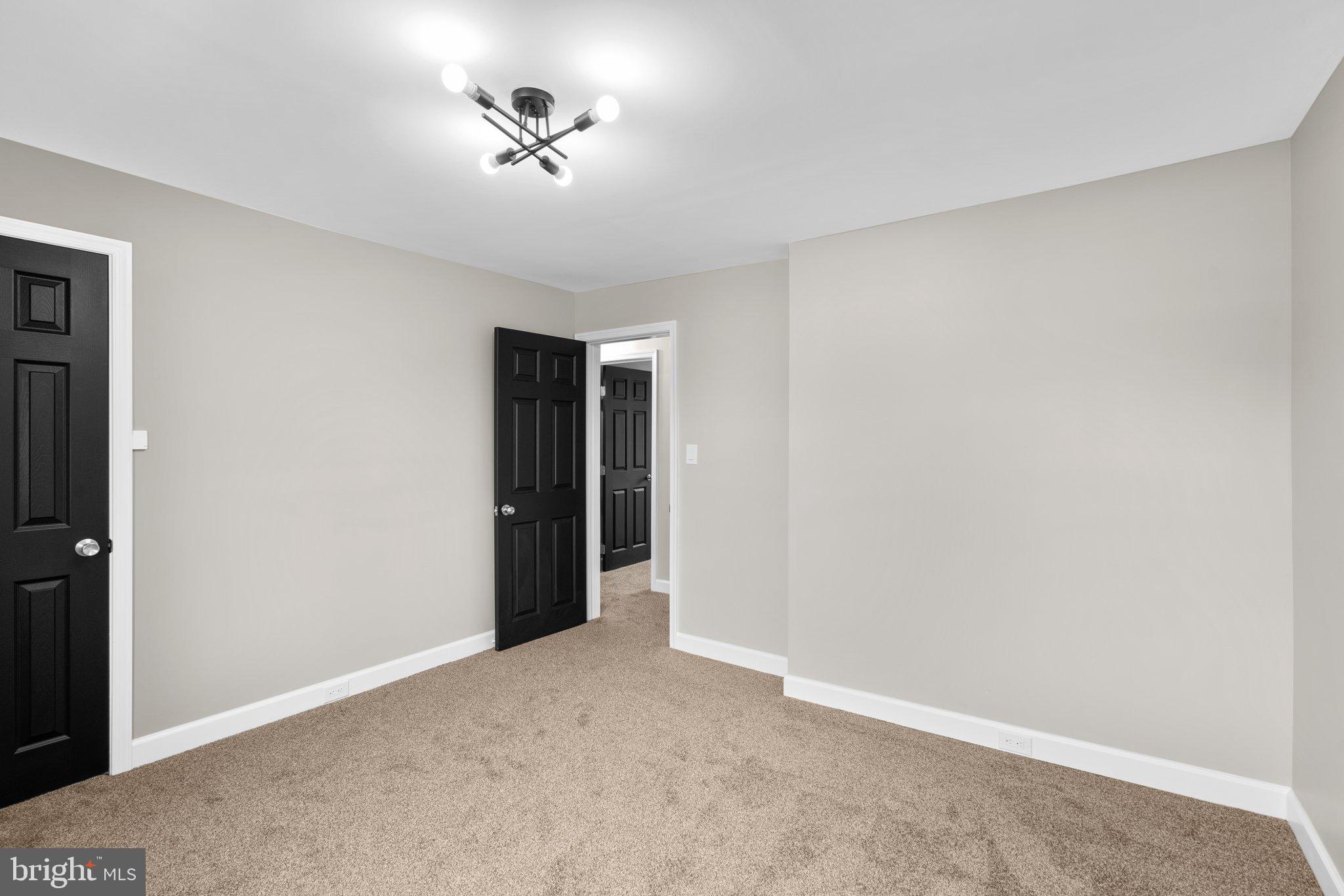 3004 Grantley AVENUE