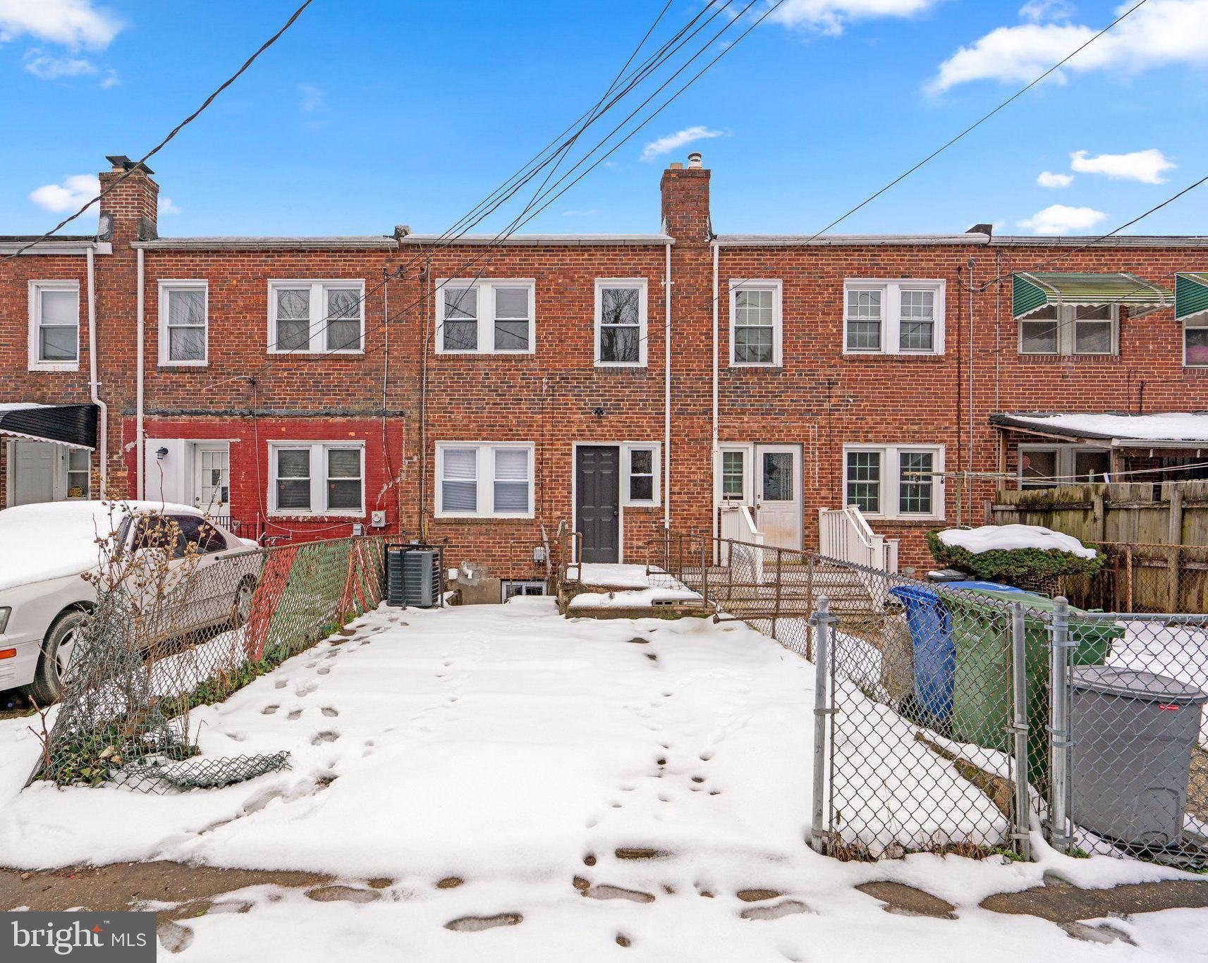 3004 Grantley AVENUE