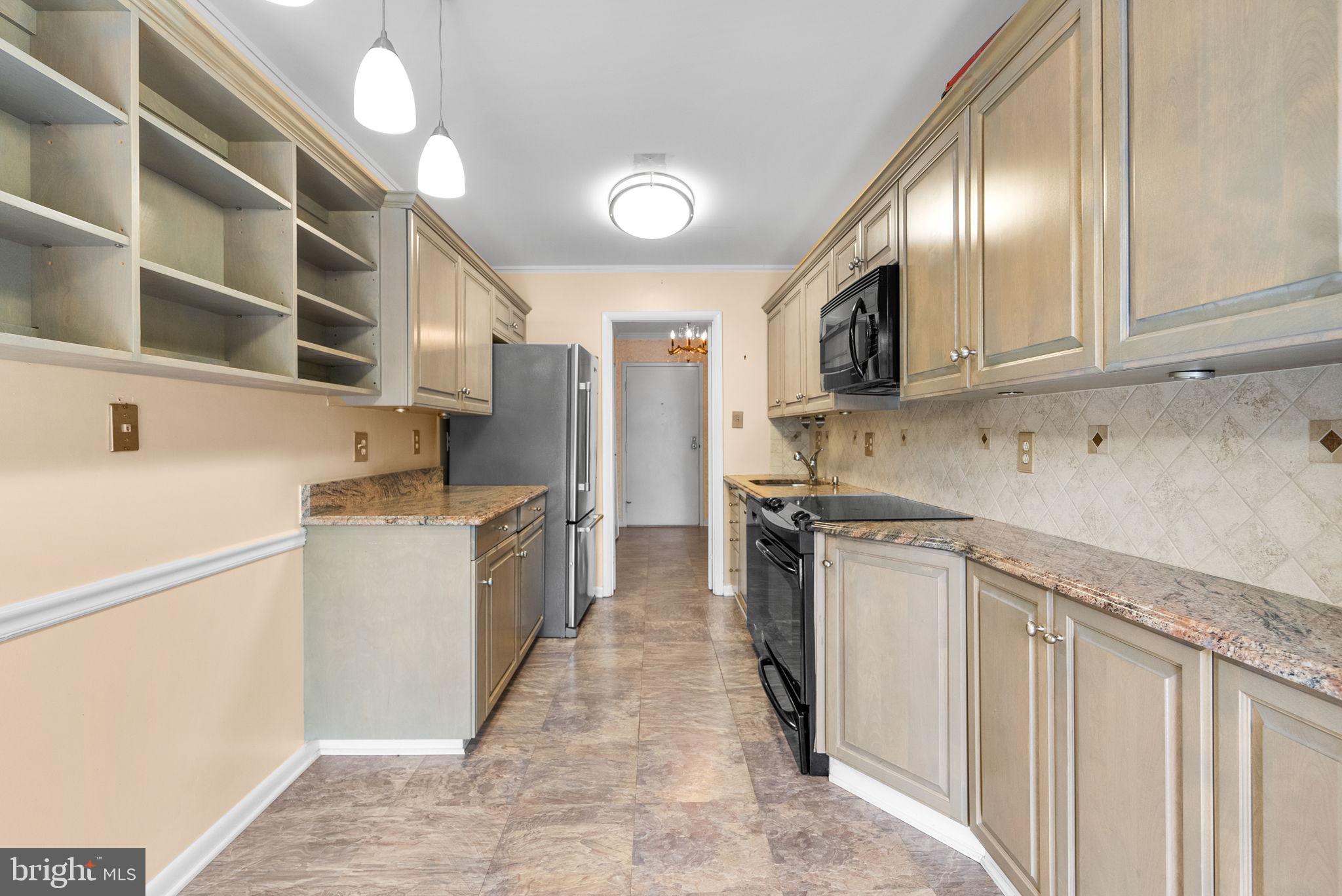 6300 Red Cedar Pl #310