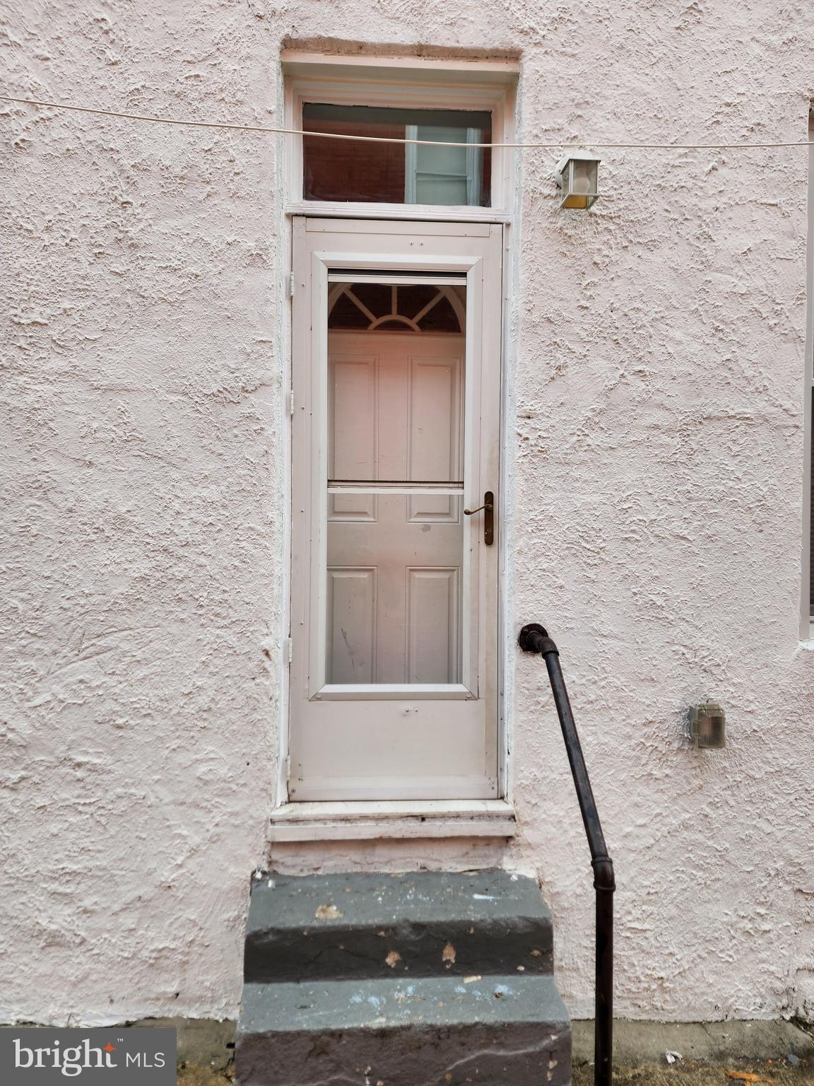 1420 N LUZERNE AVE #2