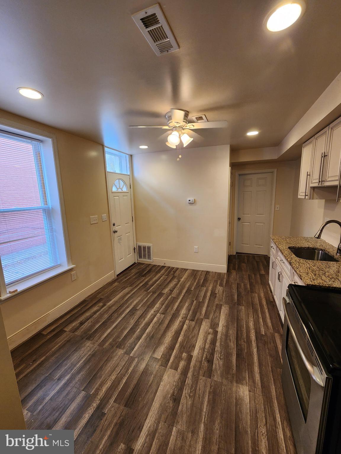 1420 N LUZERNE AVE #2