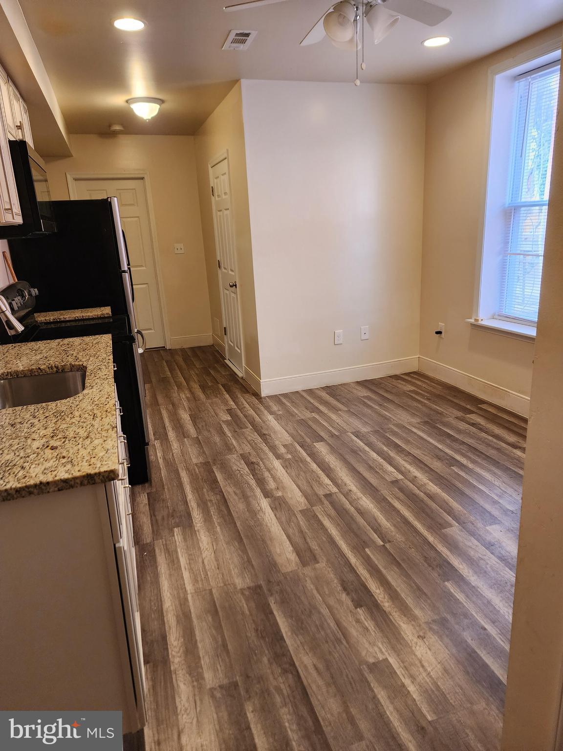 1420 N LUZERNE AVE #2