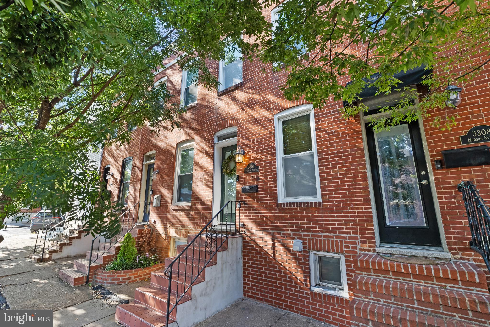 3306 HUDSON STREET