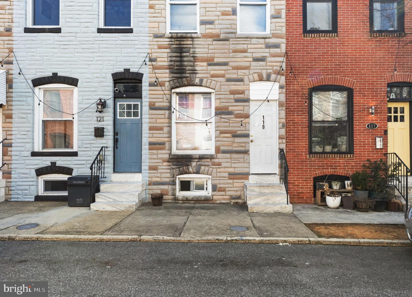 119 N Curley St
