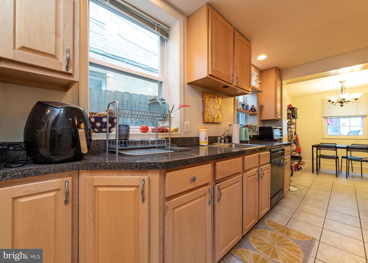 909 S POTOMAC STREET