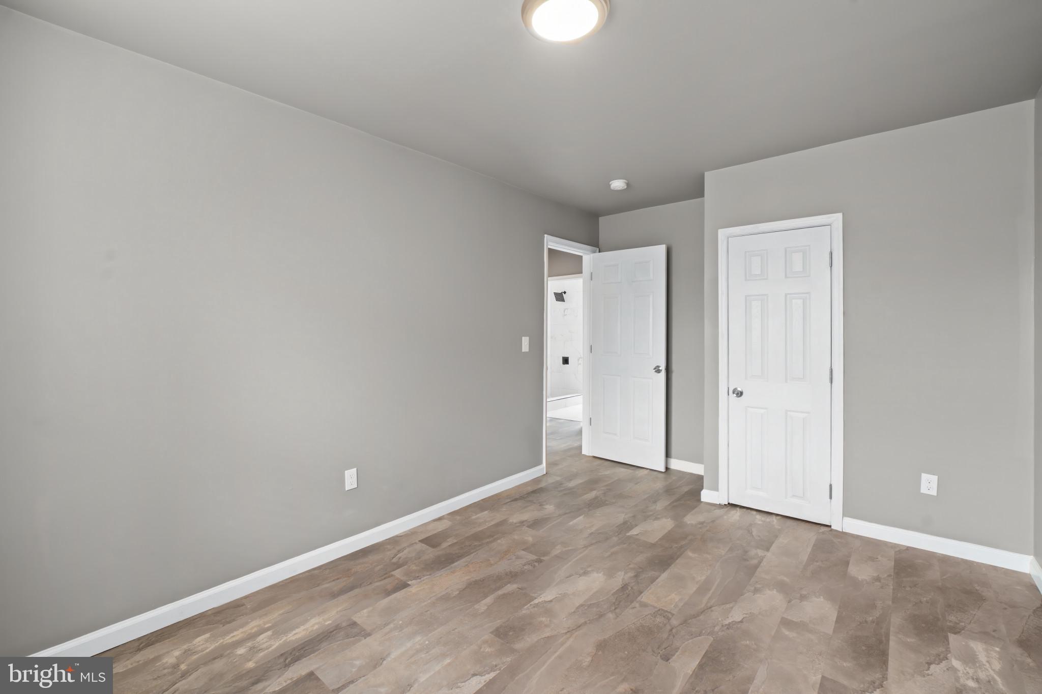 2226 N MONROE STREET N