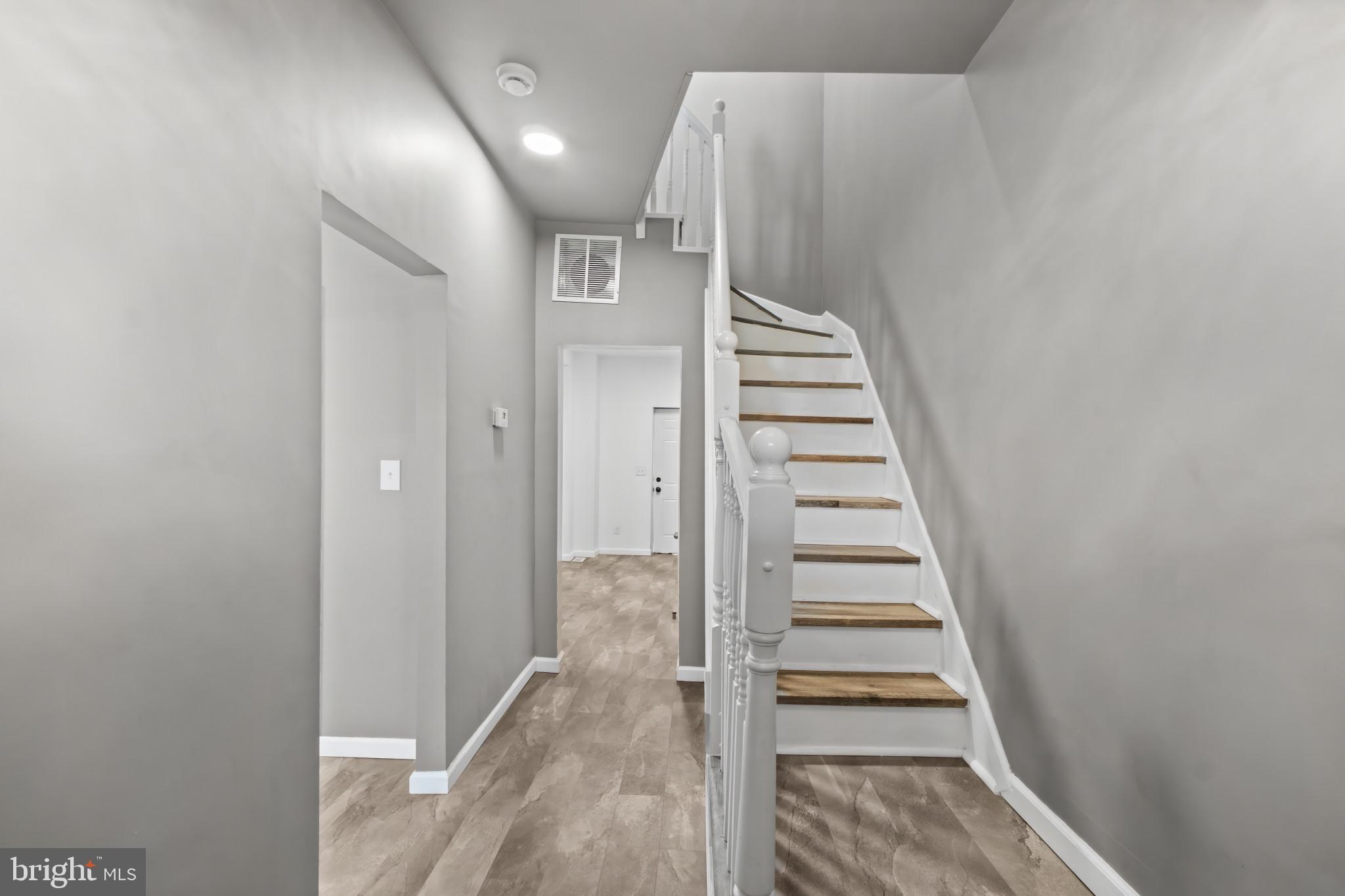 2226 N MONROE STREET N