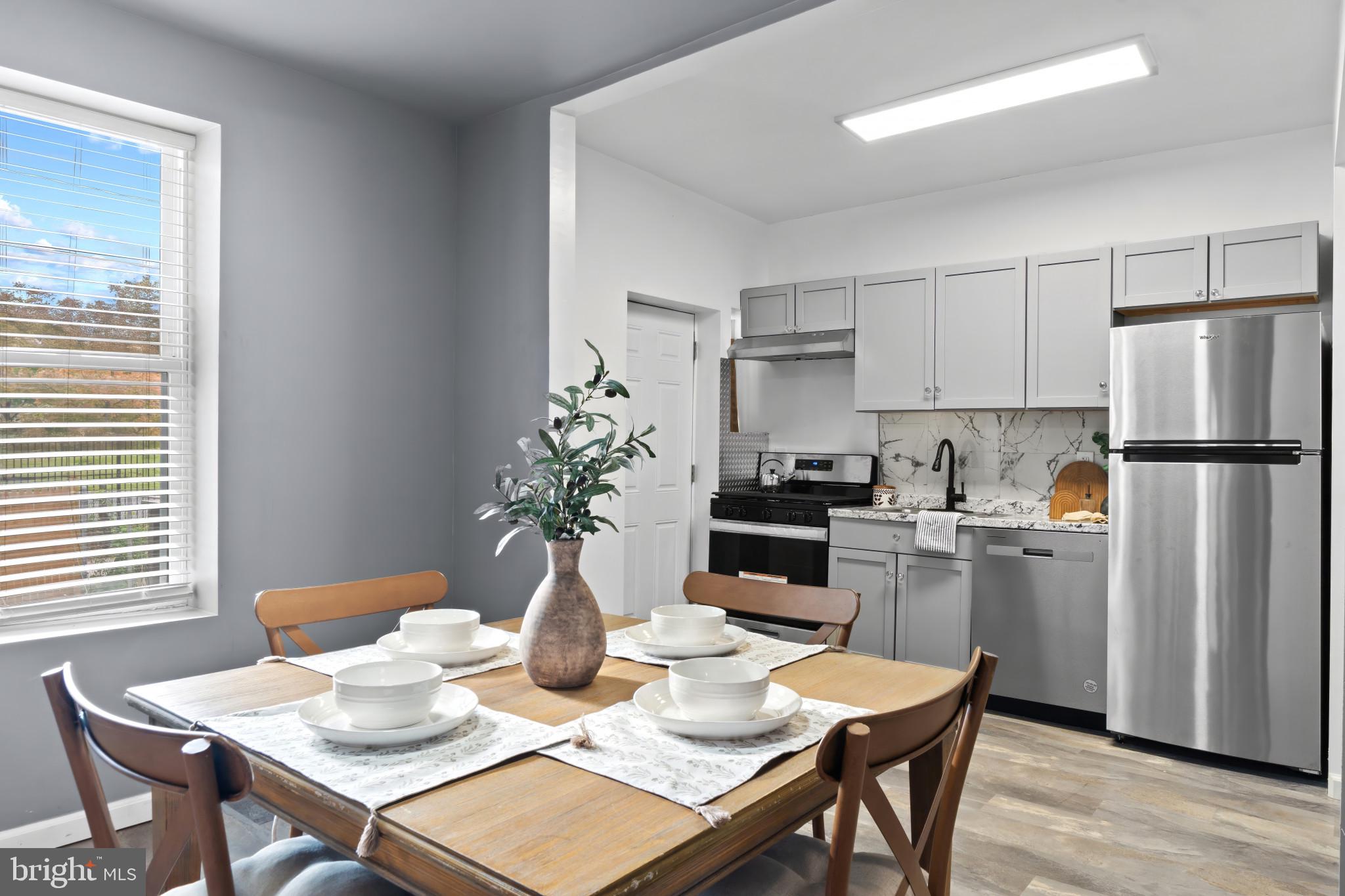 2226 N MONROE STREET N