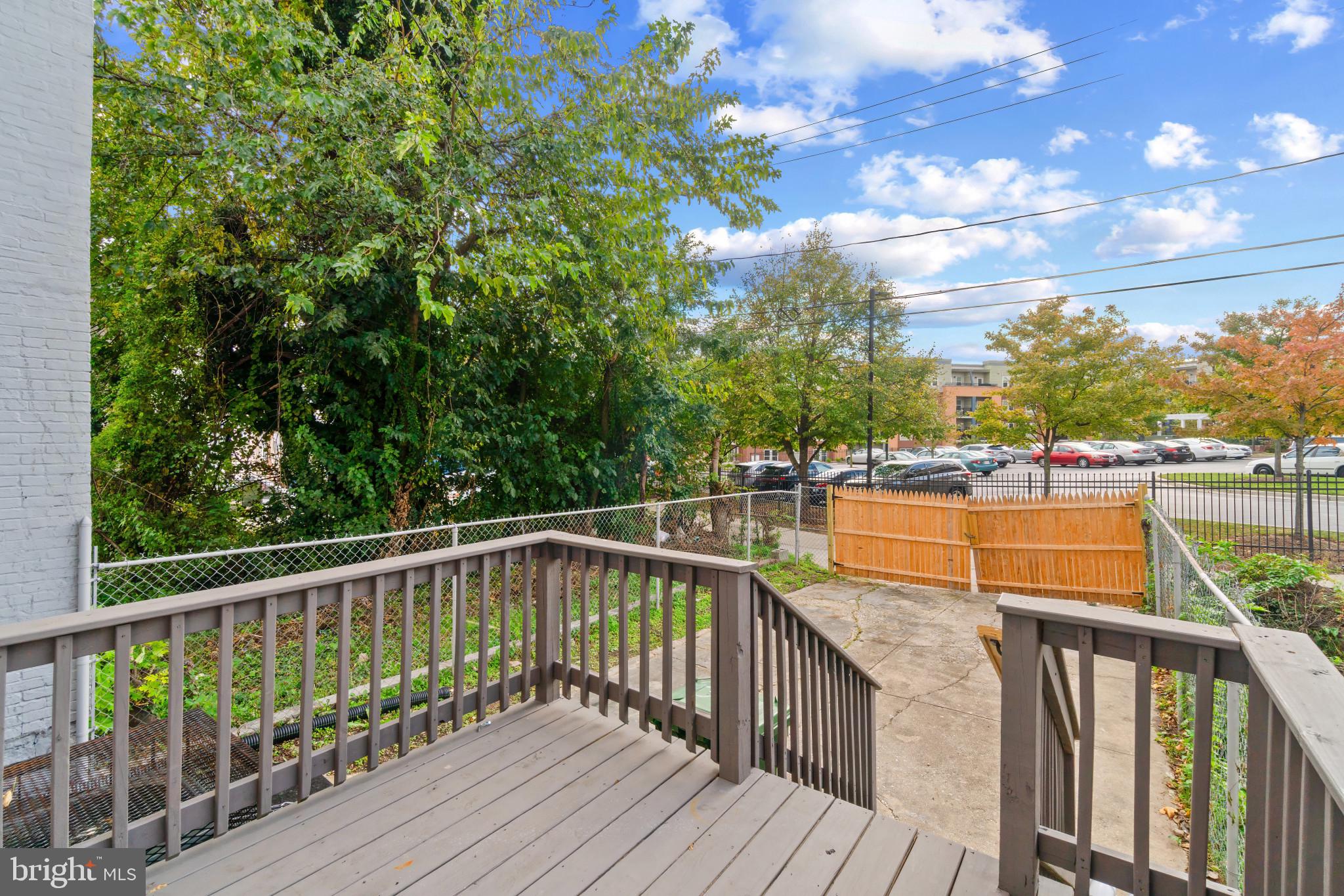 2226 N MONROE STREET N