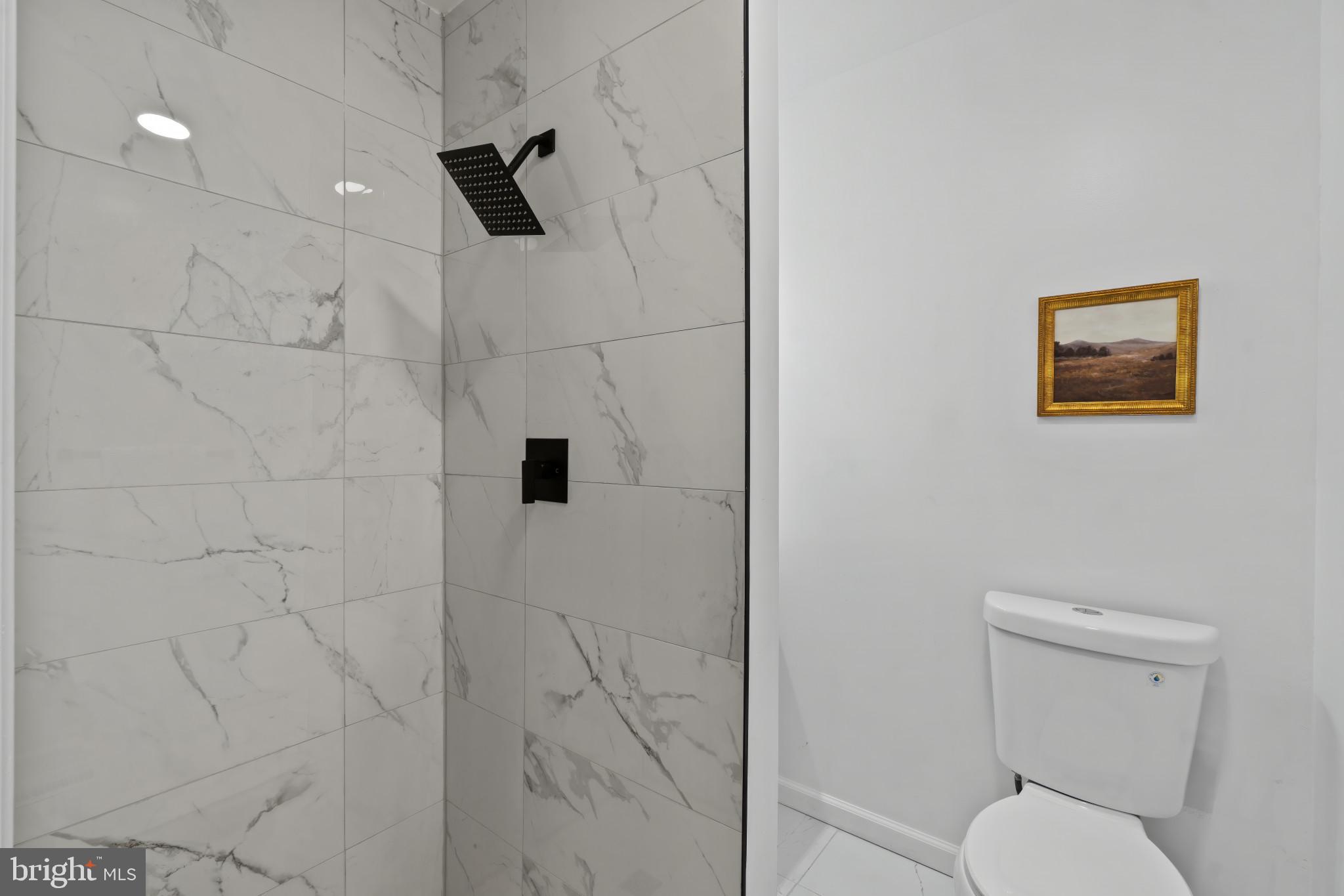 2226 N MONROE STREET N