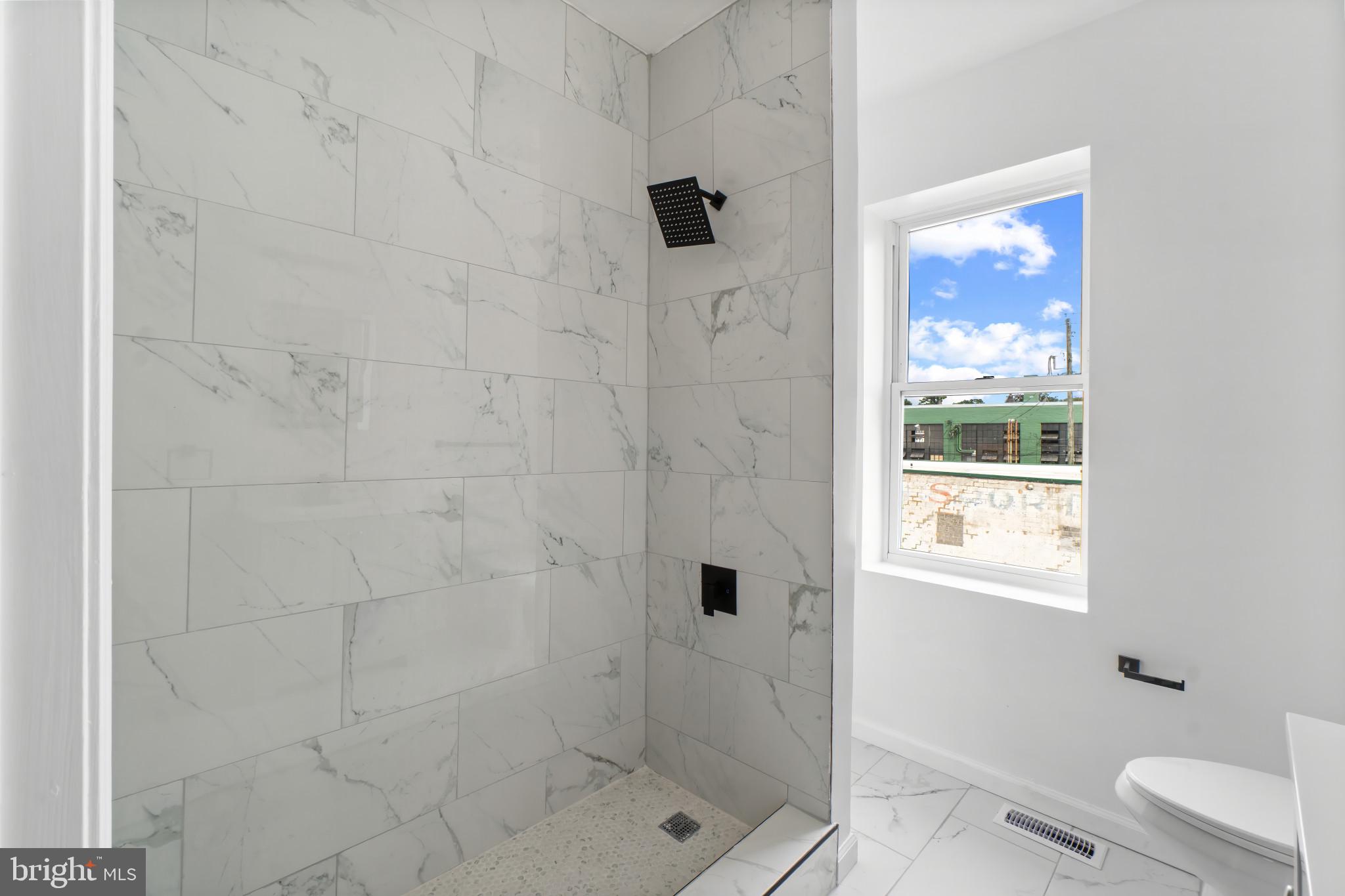 2226 N MONROE STREET N