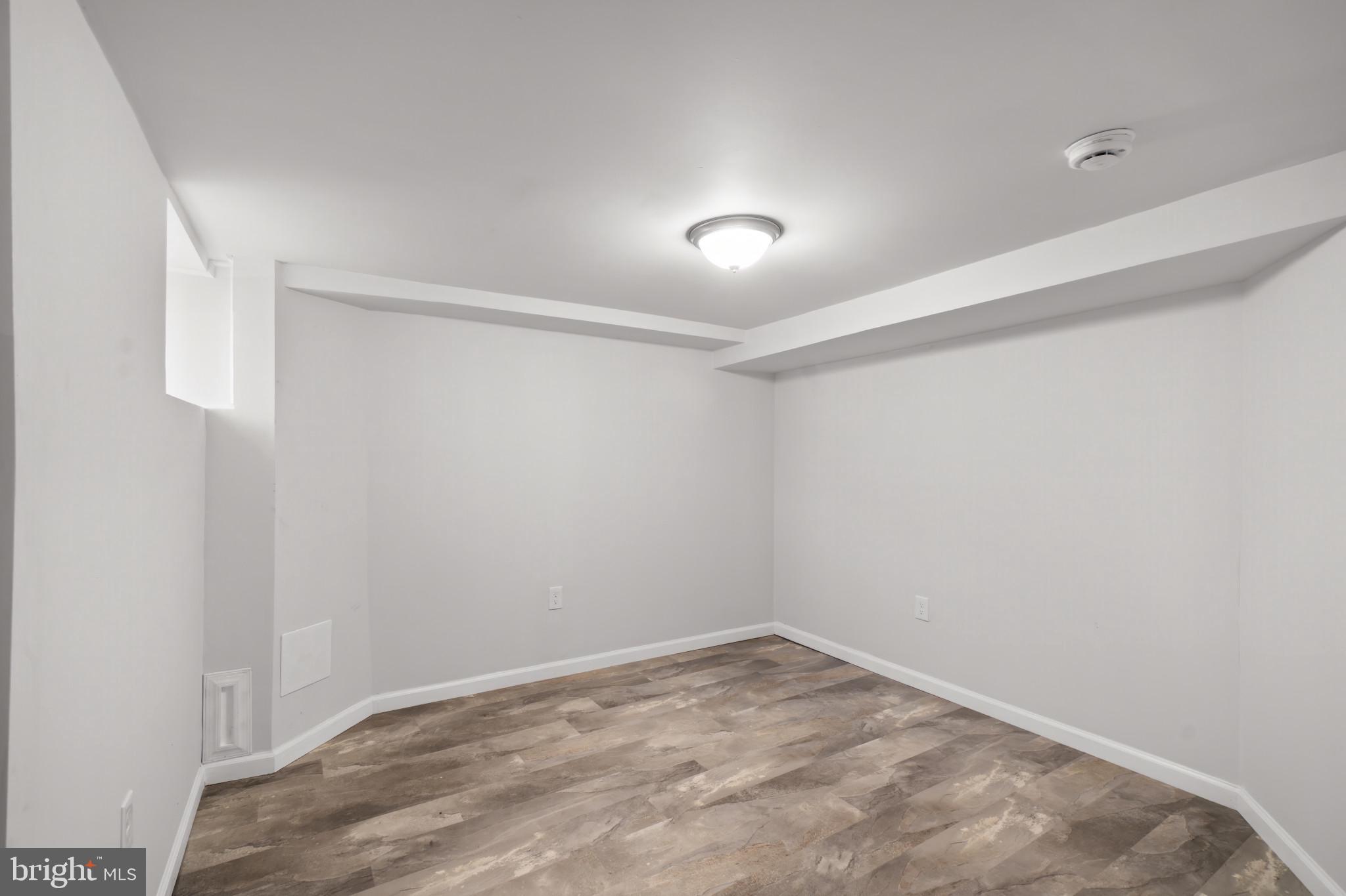 2226 N MONROE STREET N