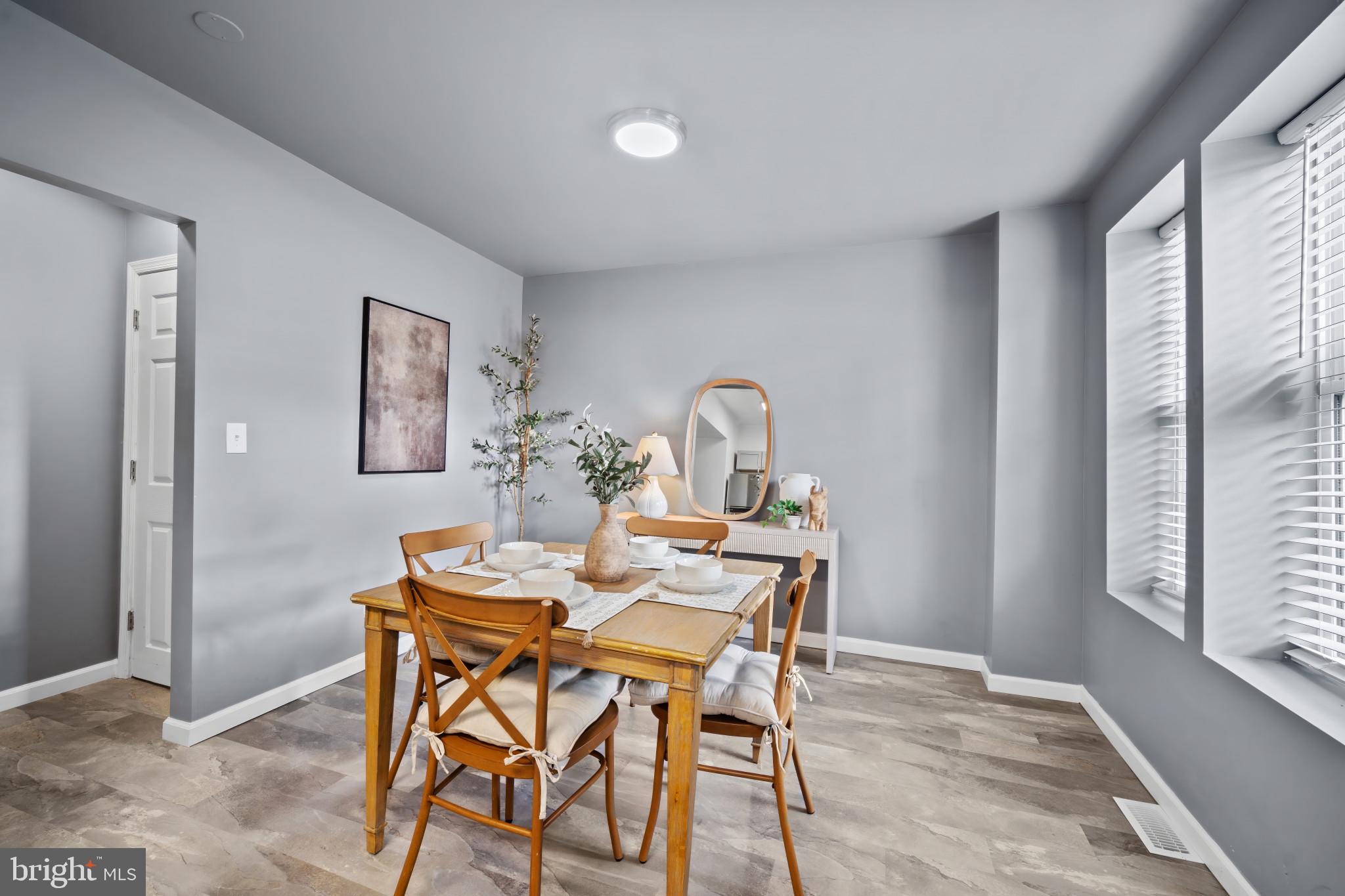 2226 N MONROE STREET N