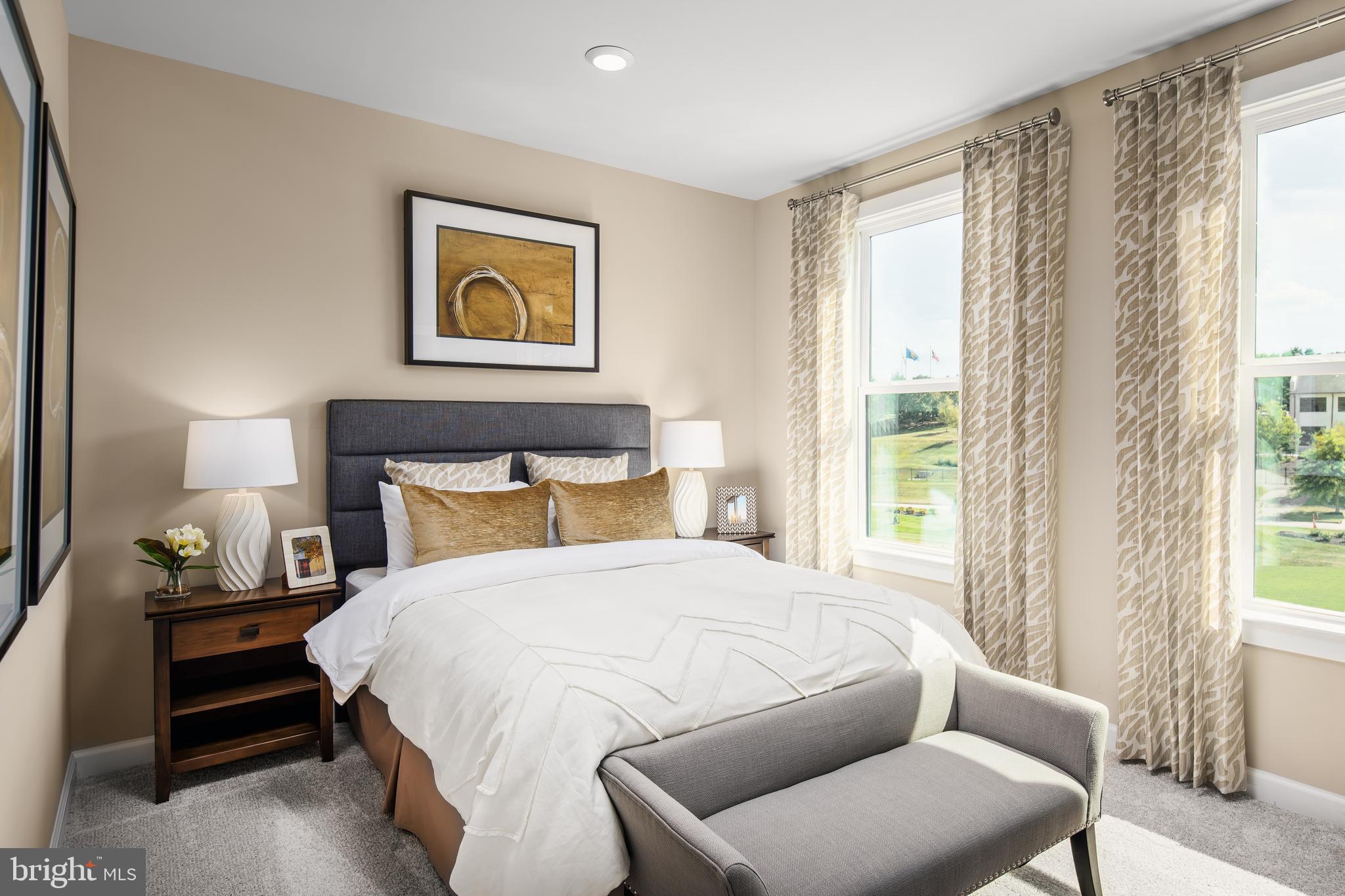 233 HICKORY HOLLOW COURT