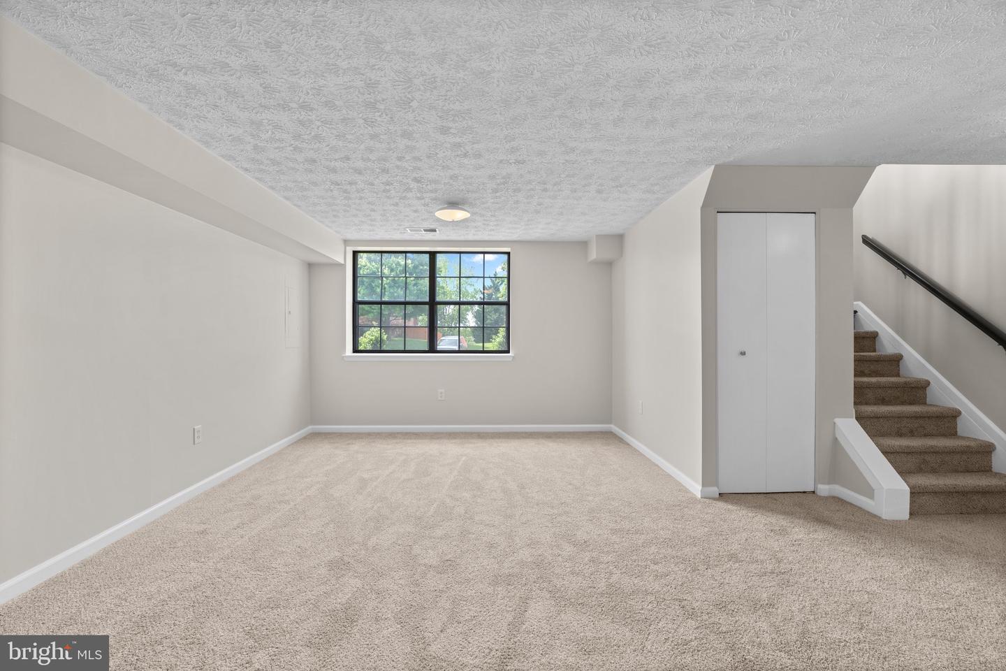 20 HEATHER HILL ROAD