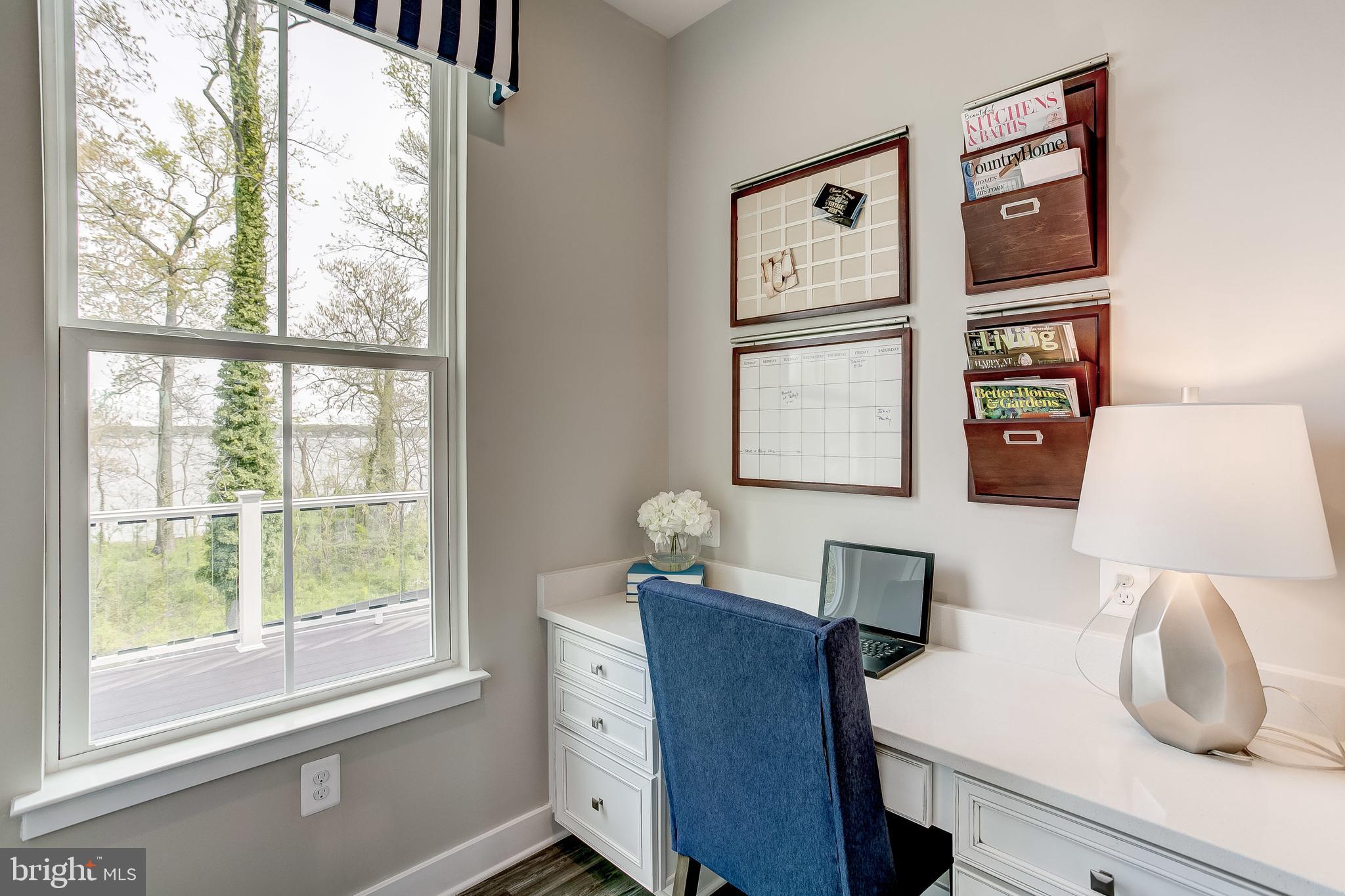 225 HICKORY HOLLOW COURT