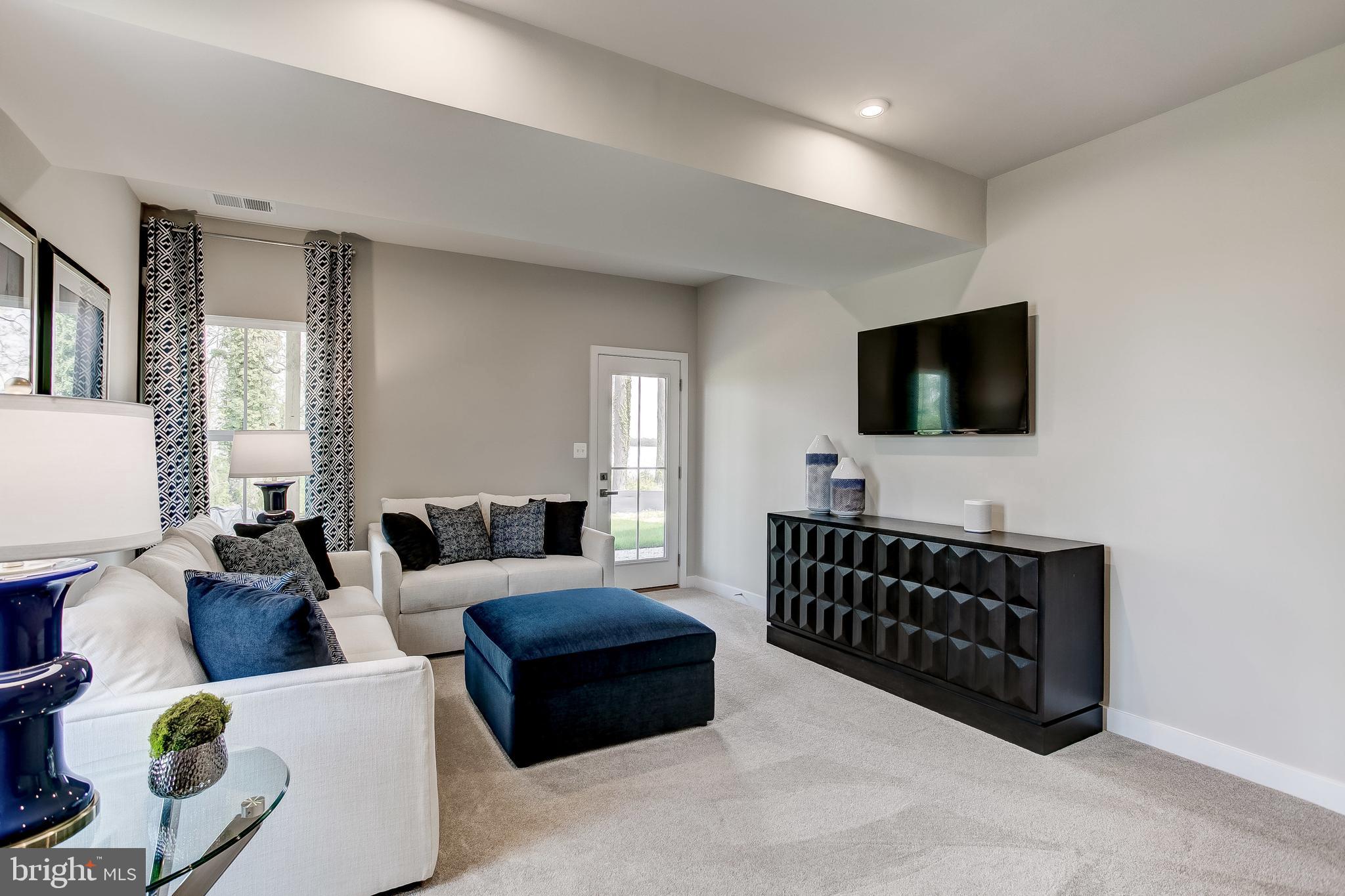 225 HICKORY HOLLOW COURT