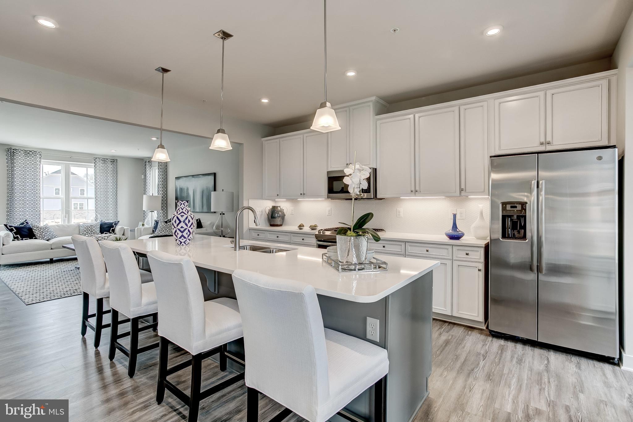 225 HICKORY HOLLOW COURT