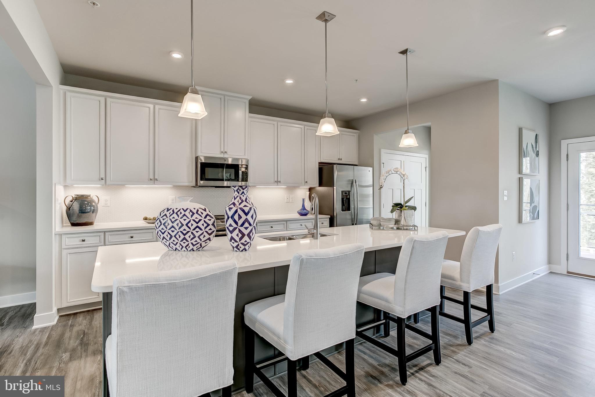 225 HICKORY HOLLOW COURT