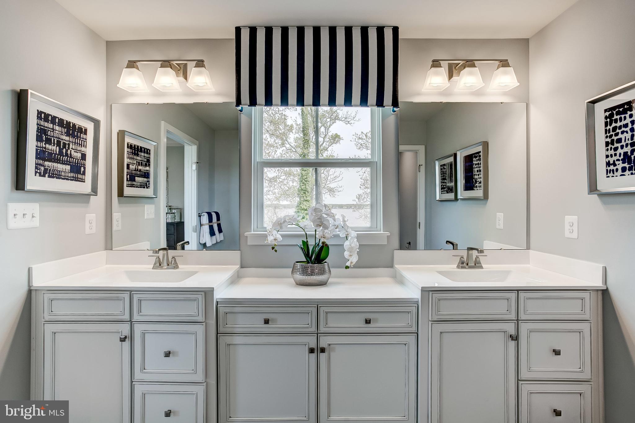 225 HICKORY HOLLOW COURT