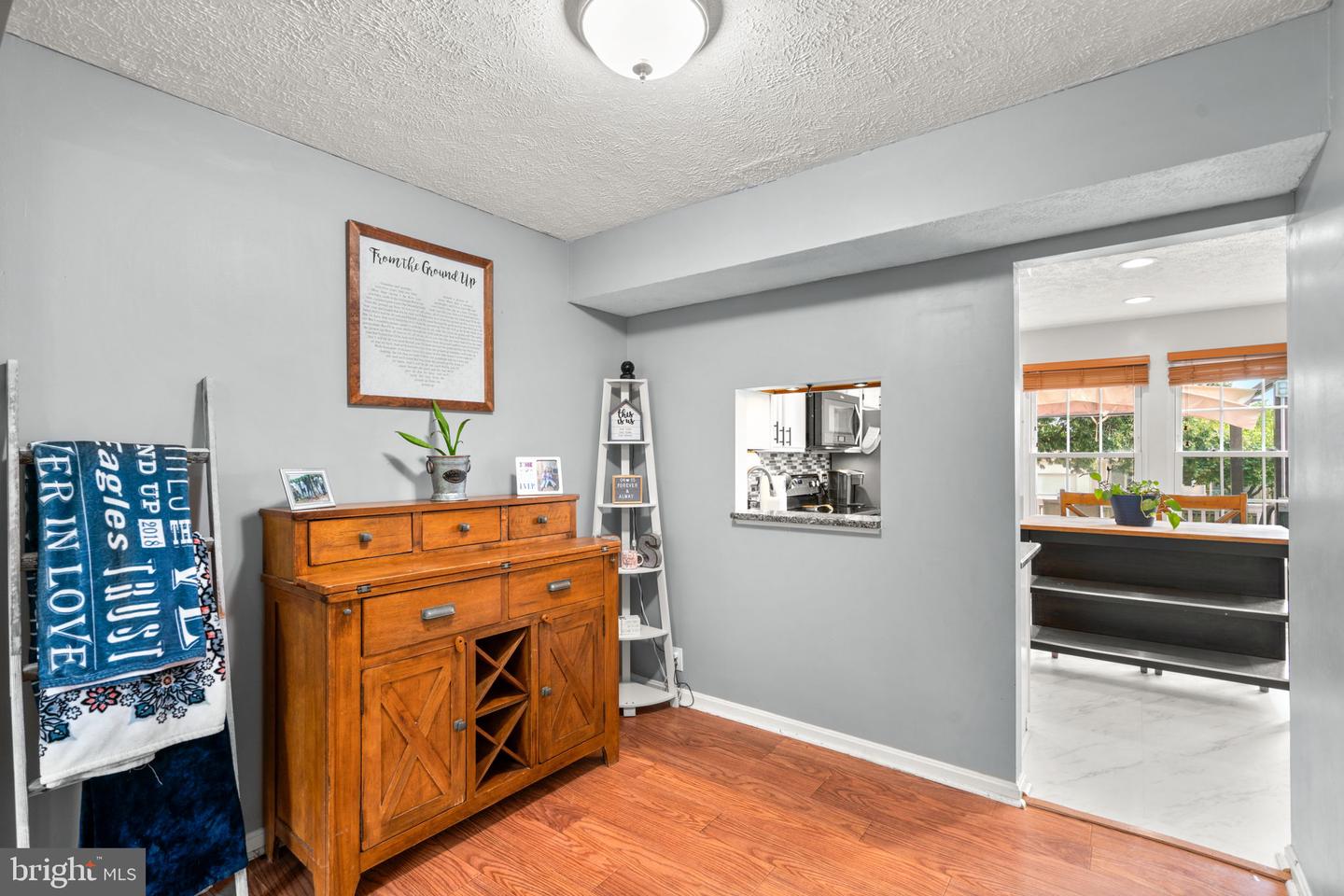 230 OAK LEAF WAY