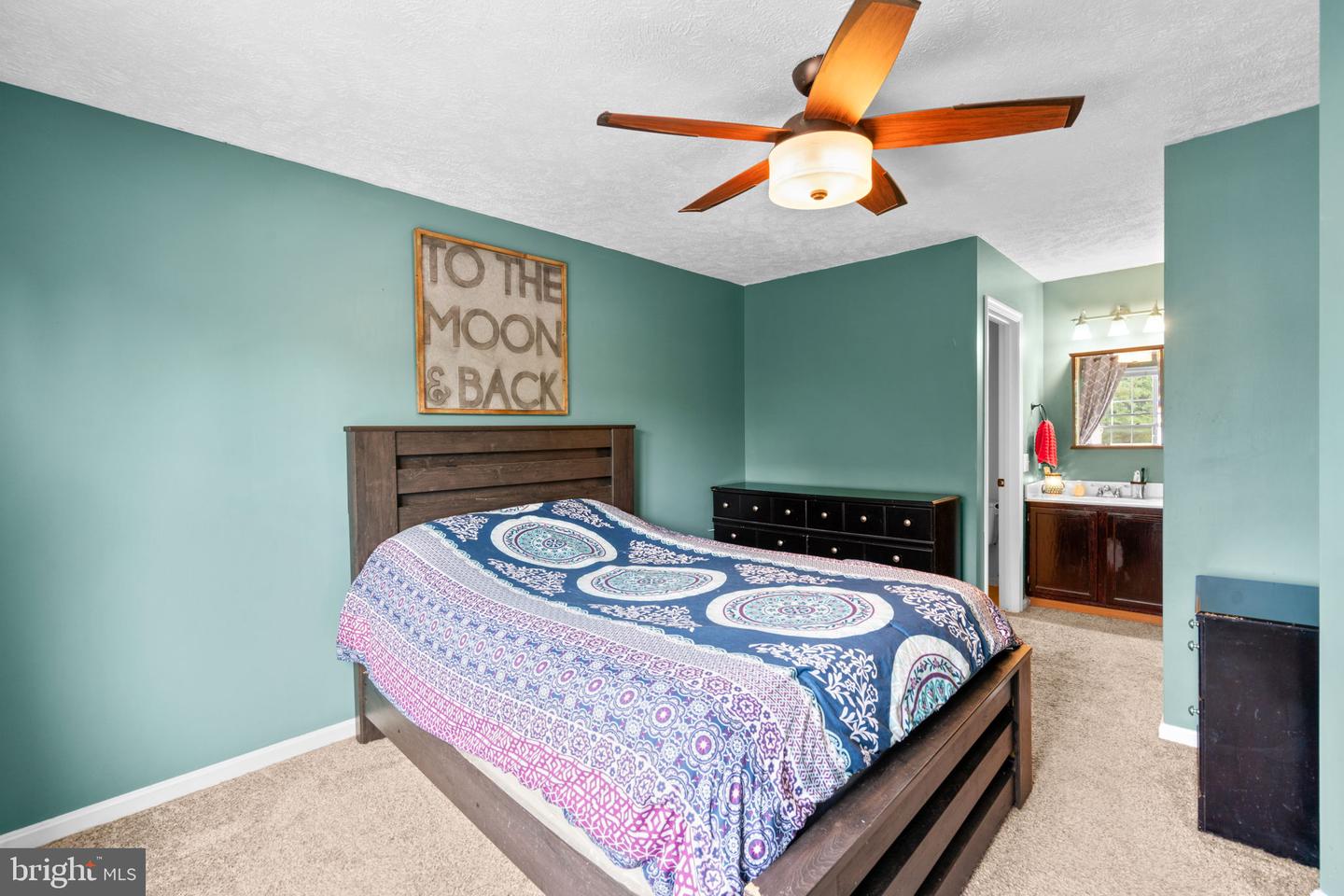 230 OAK LEAF WAY