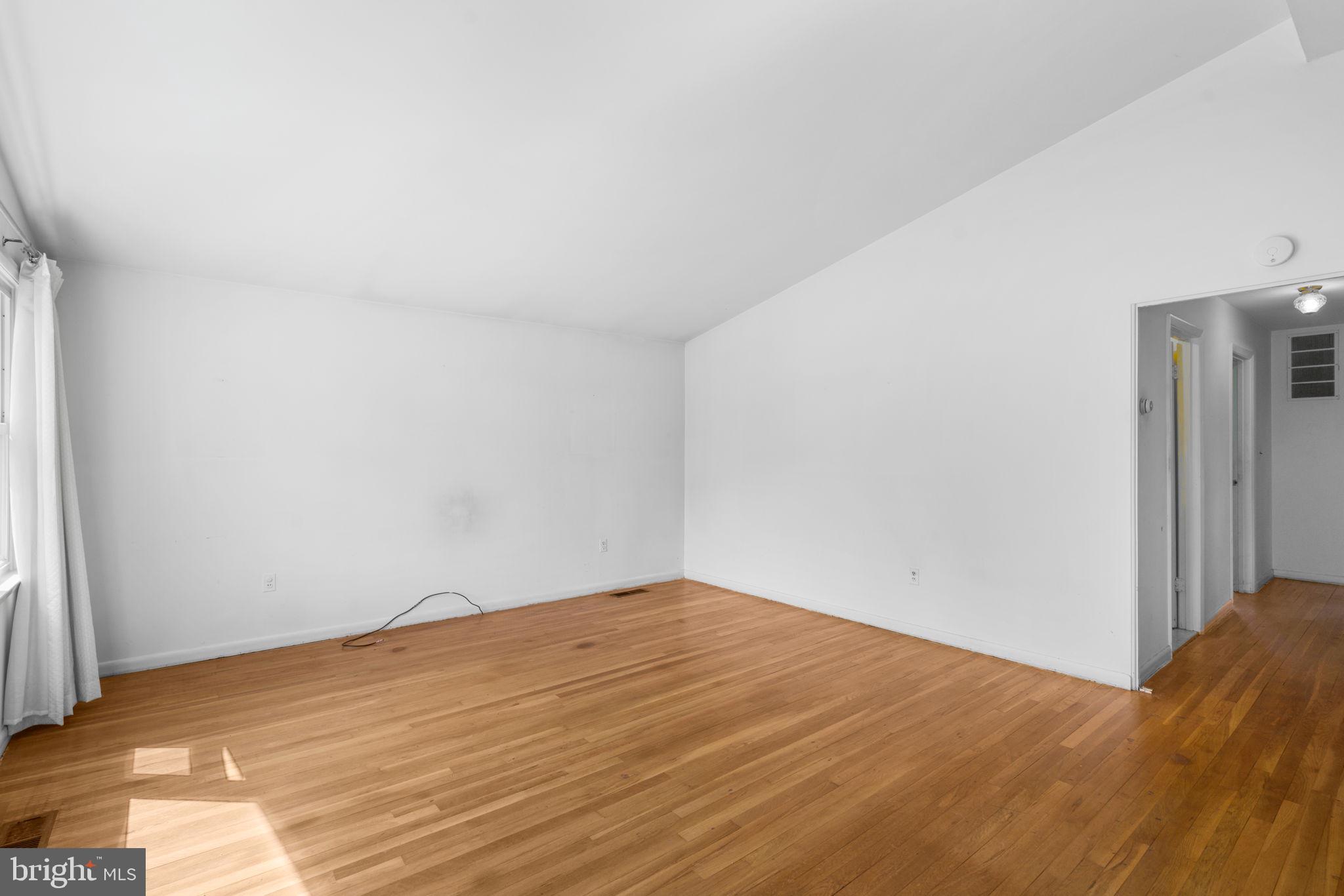 7425 PRINCE GEORGE ROAD