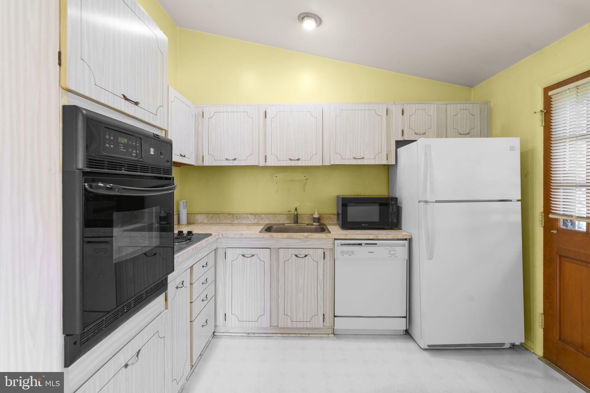 7425 PRINCE GEORGE ROAD