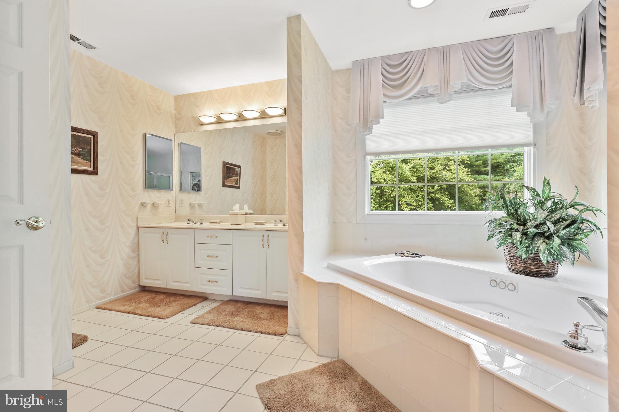 7941 STARBURST DRIVE