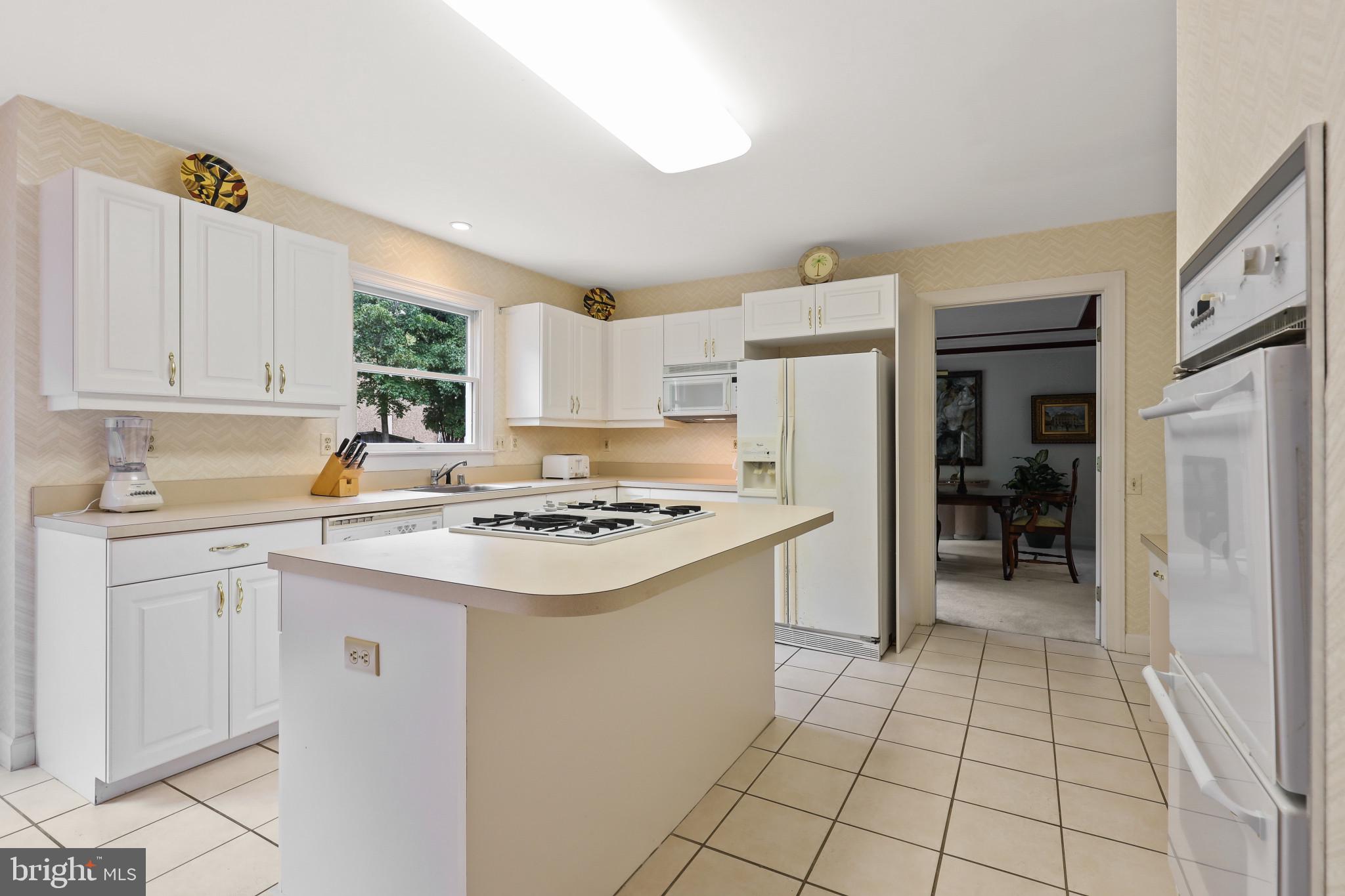 7941 STARBURST DRIVE