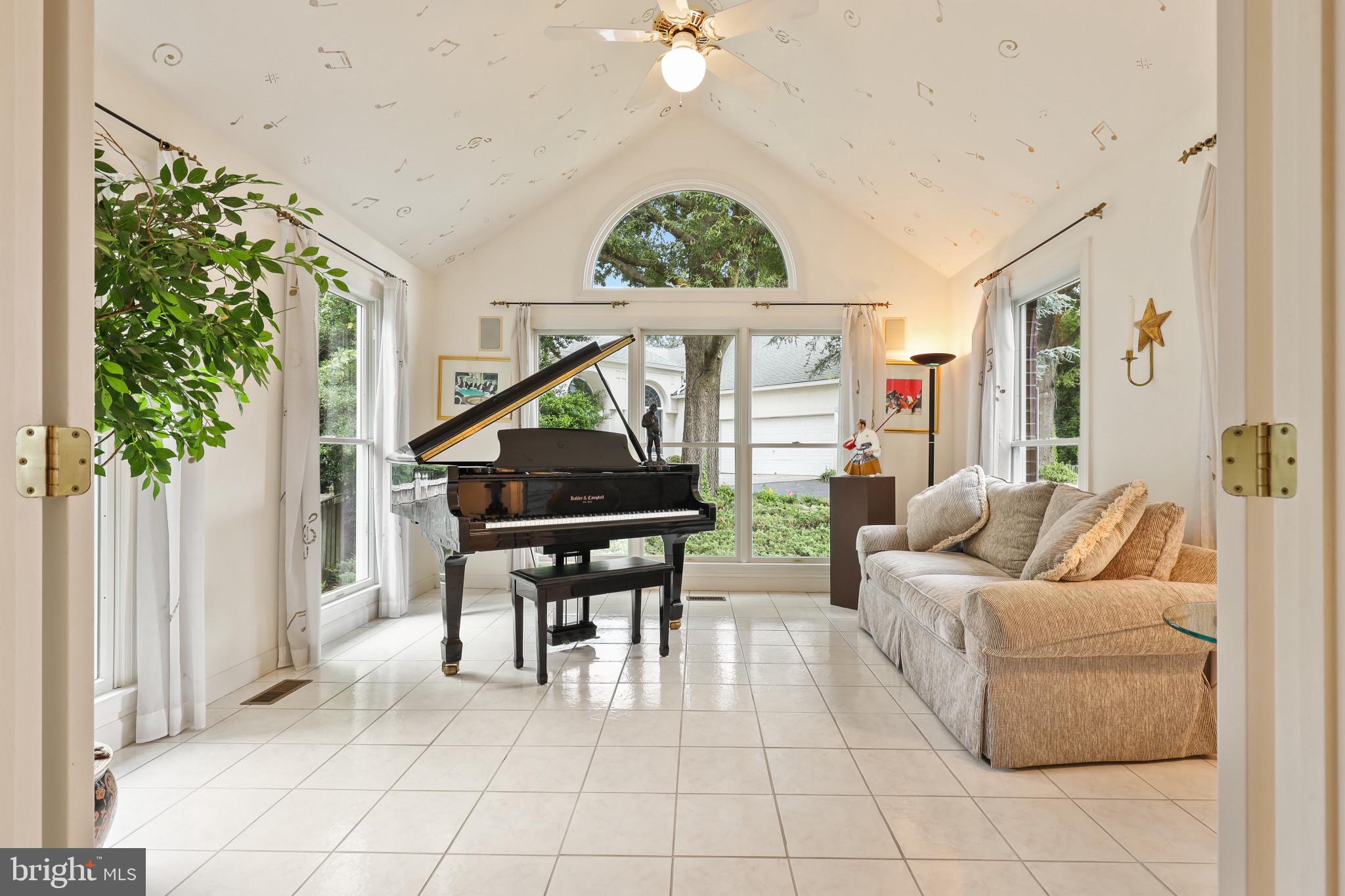 7941 STARBURST DRIVE