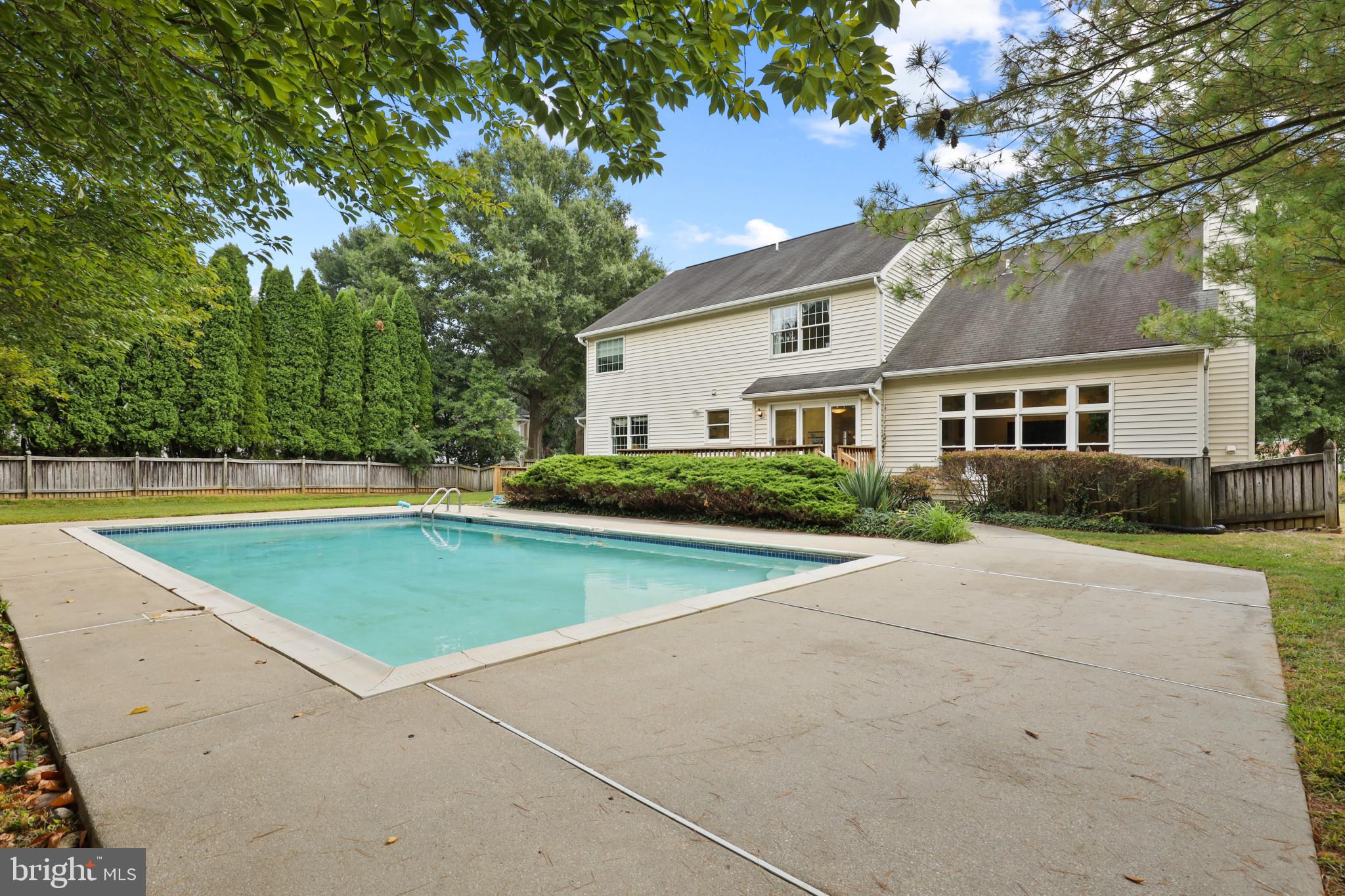 7941 STARBURST DRIVE