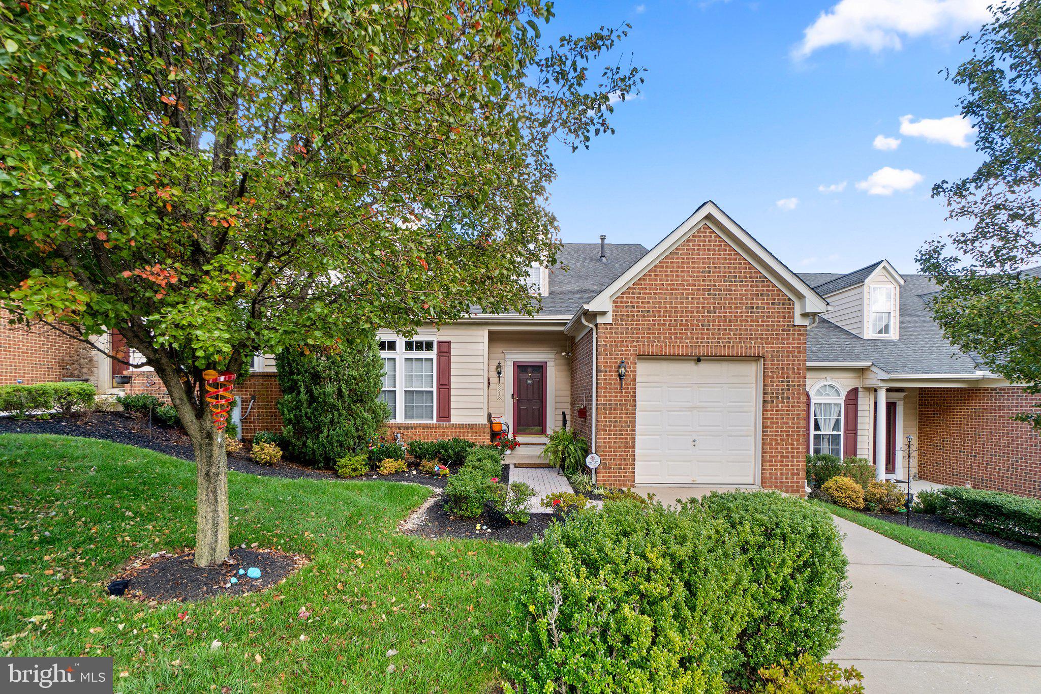 8318 Meadowsweet Rd Unit: 8318