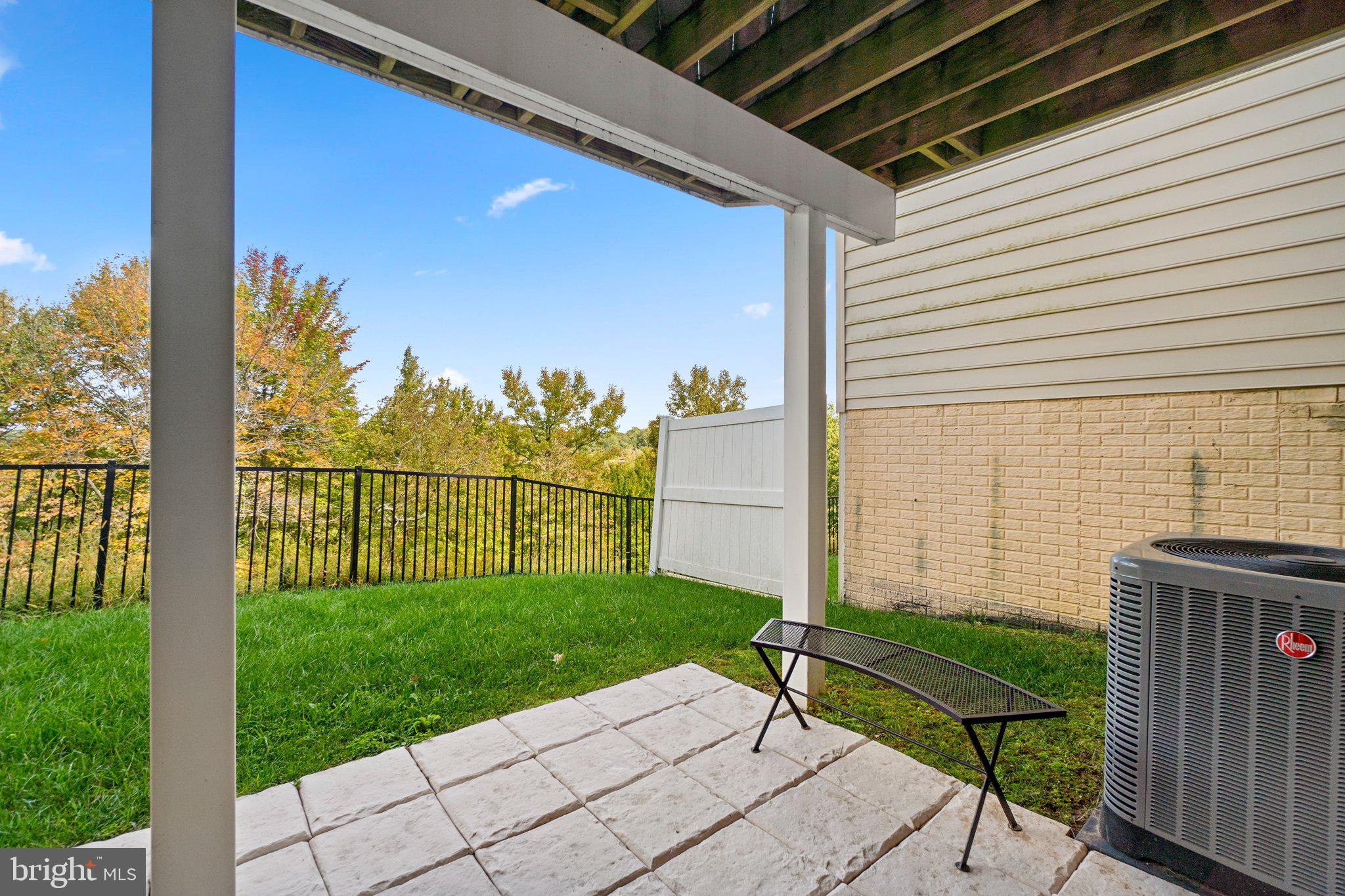 8318 Meadowsweet Rd Unit: 8318