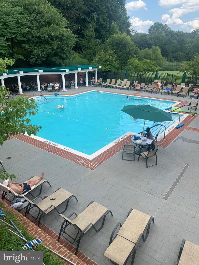 8318 Meadowsweet Rd Unit: 8318