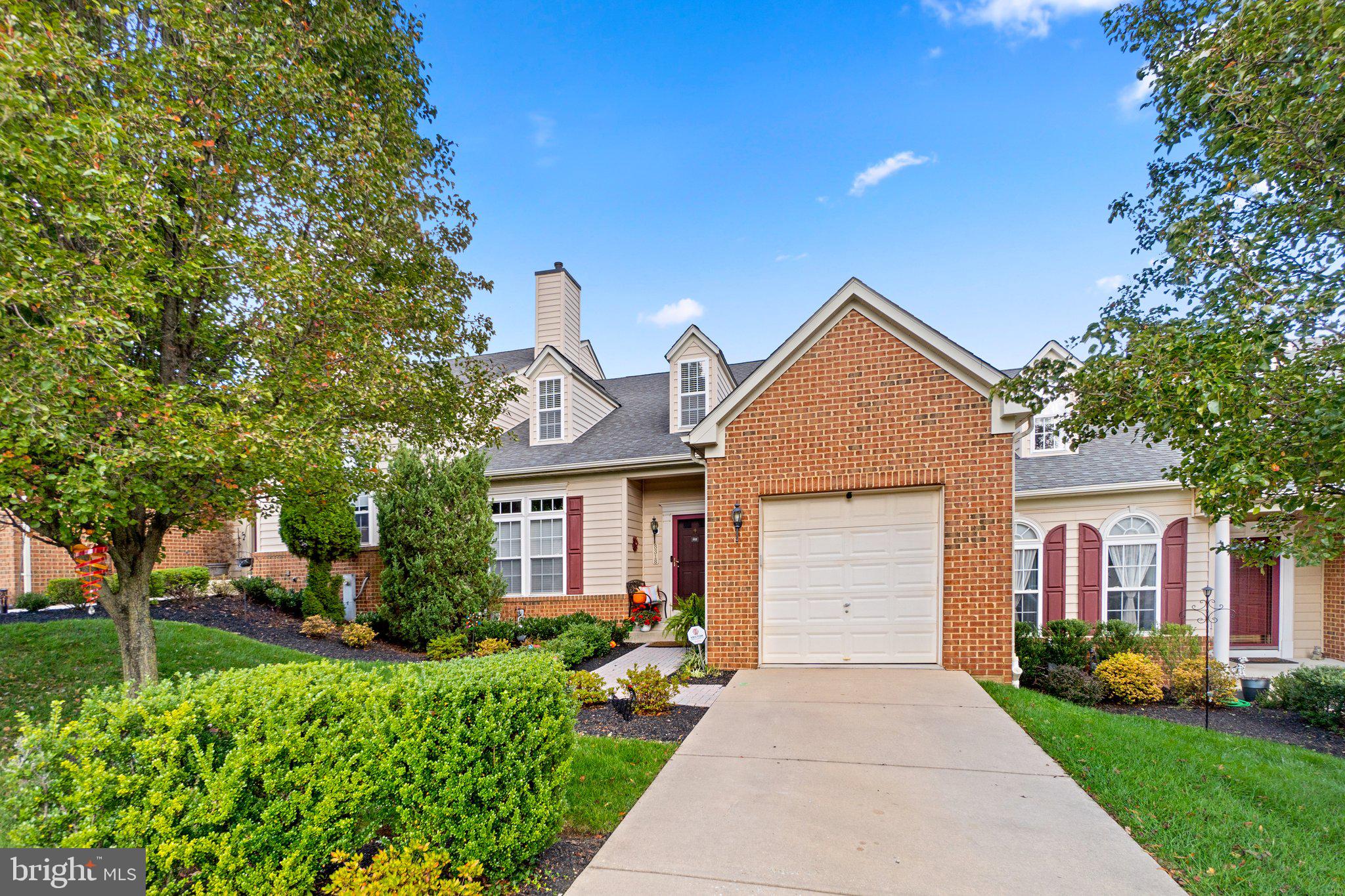 8318 Meadowsweet Rd Unit: 8318