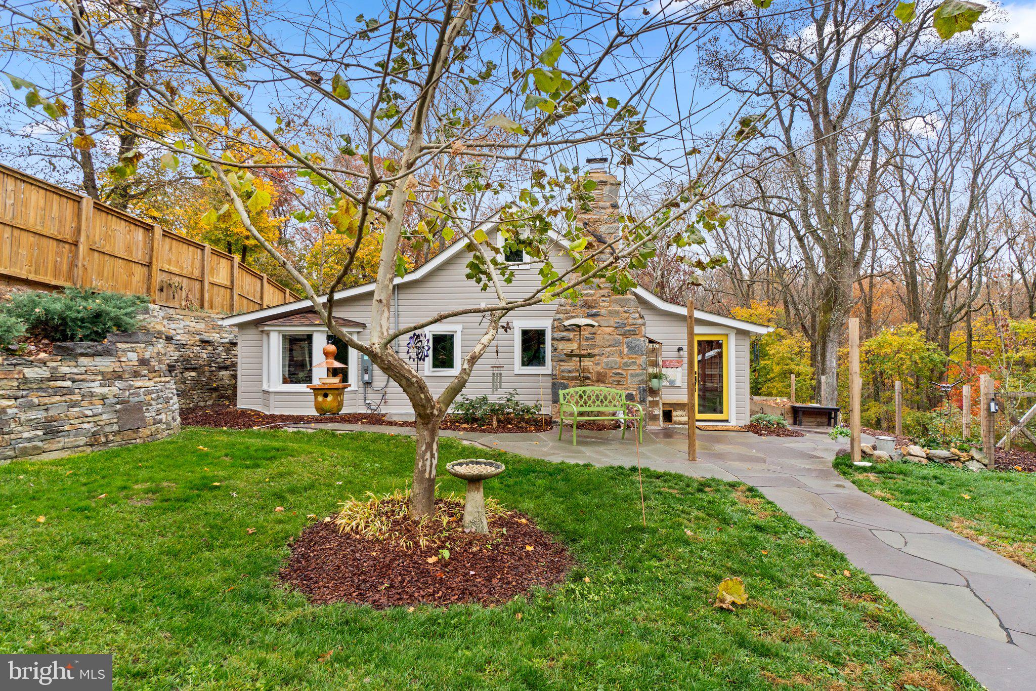 15423 & 15421 York ROAD