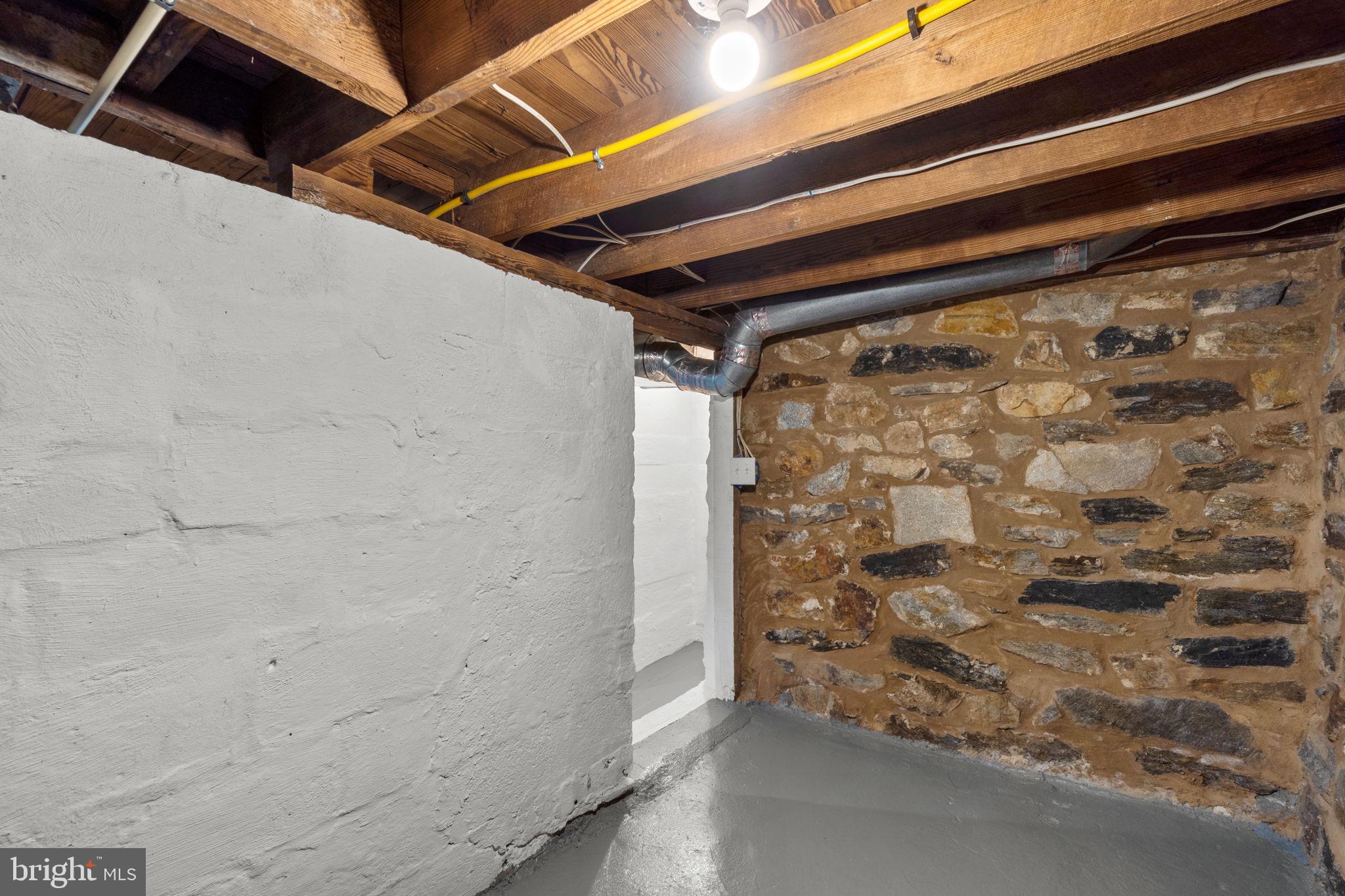 15423 & 15421 York ROAD