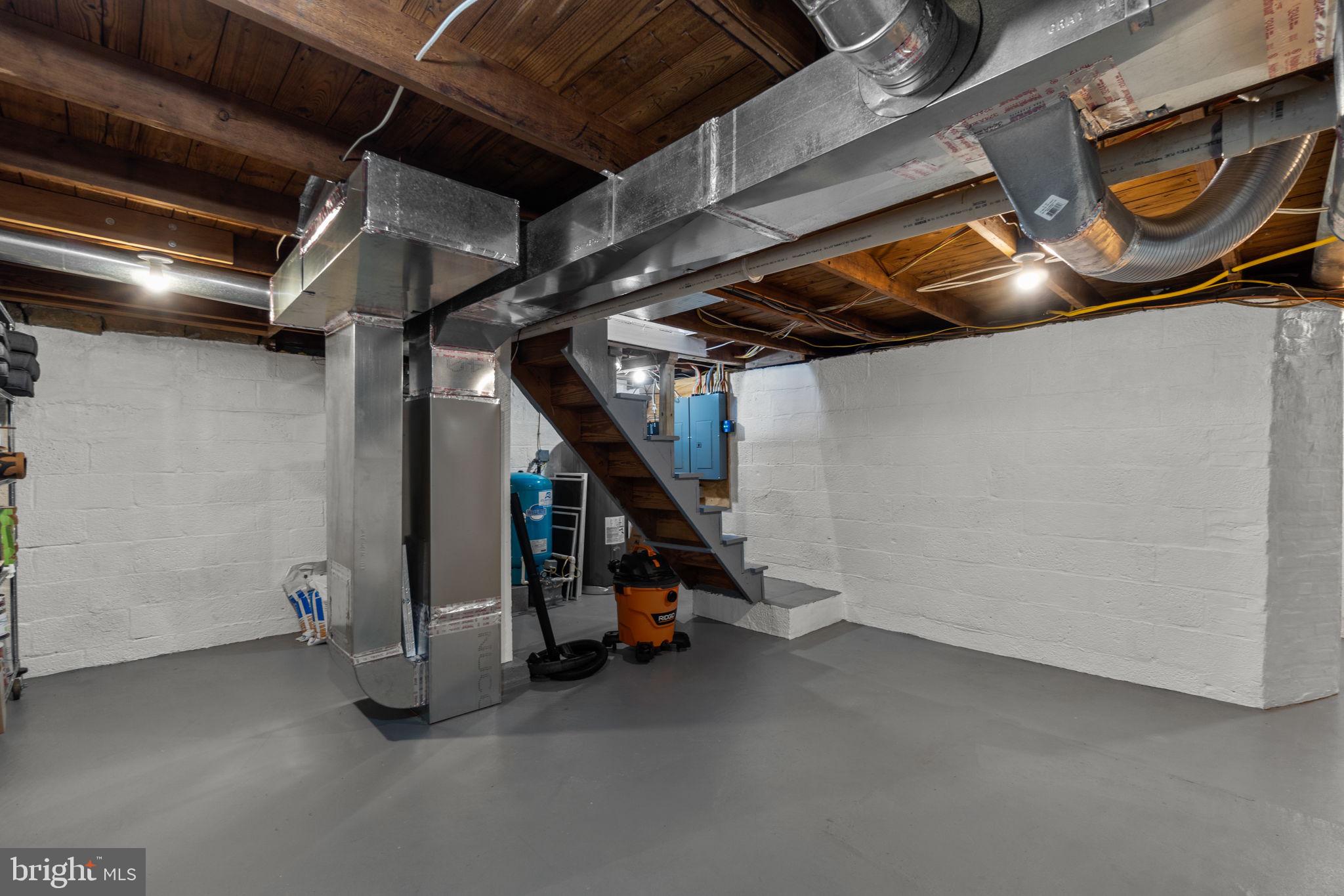 15423 & 15421 York ROAD