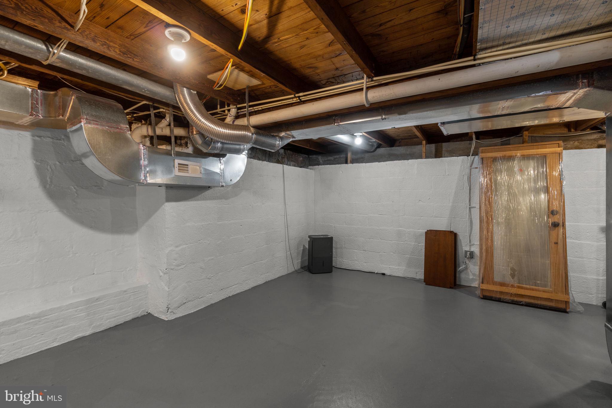 15423 & 15421 York ROAD